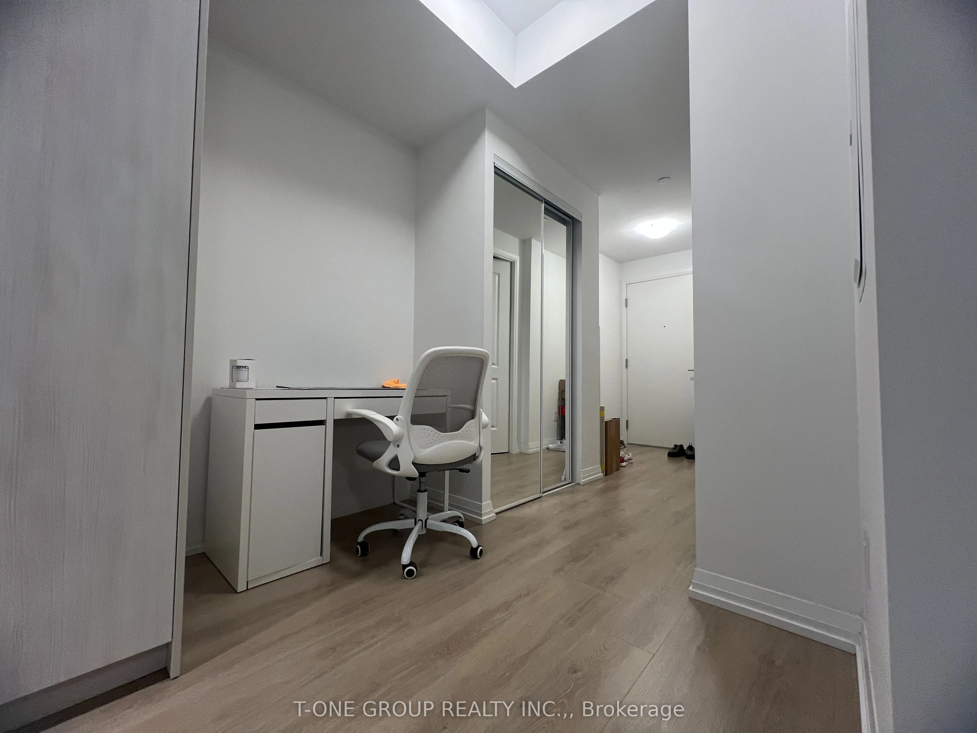 8 Widmer Street, #1103