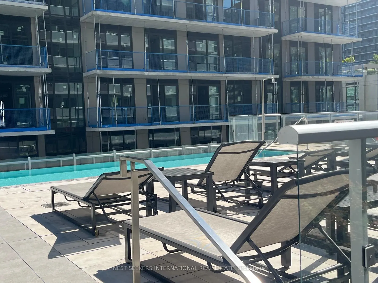 101 Erskine Avenue, #1606