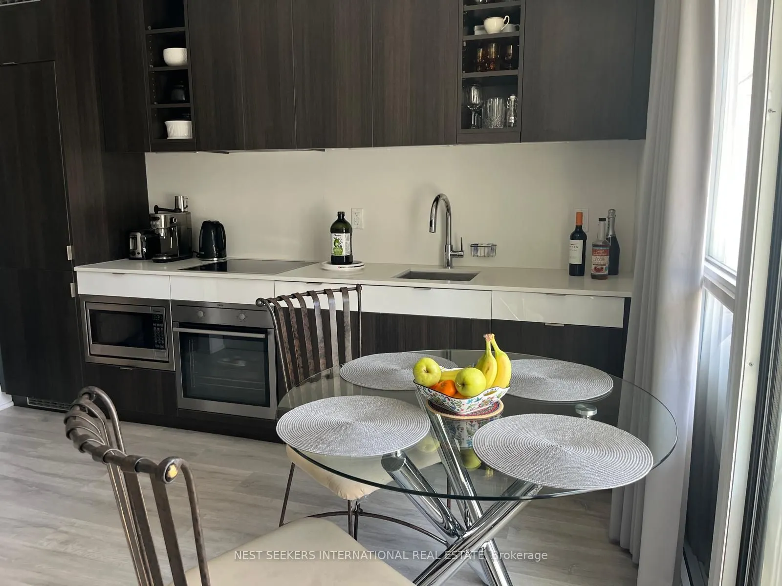 101 Erskine Avenue, #1606