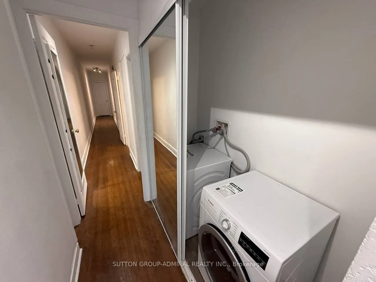 976 Avenue Rd Avenue, #main floor