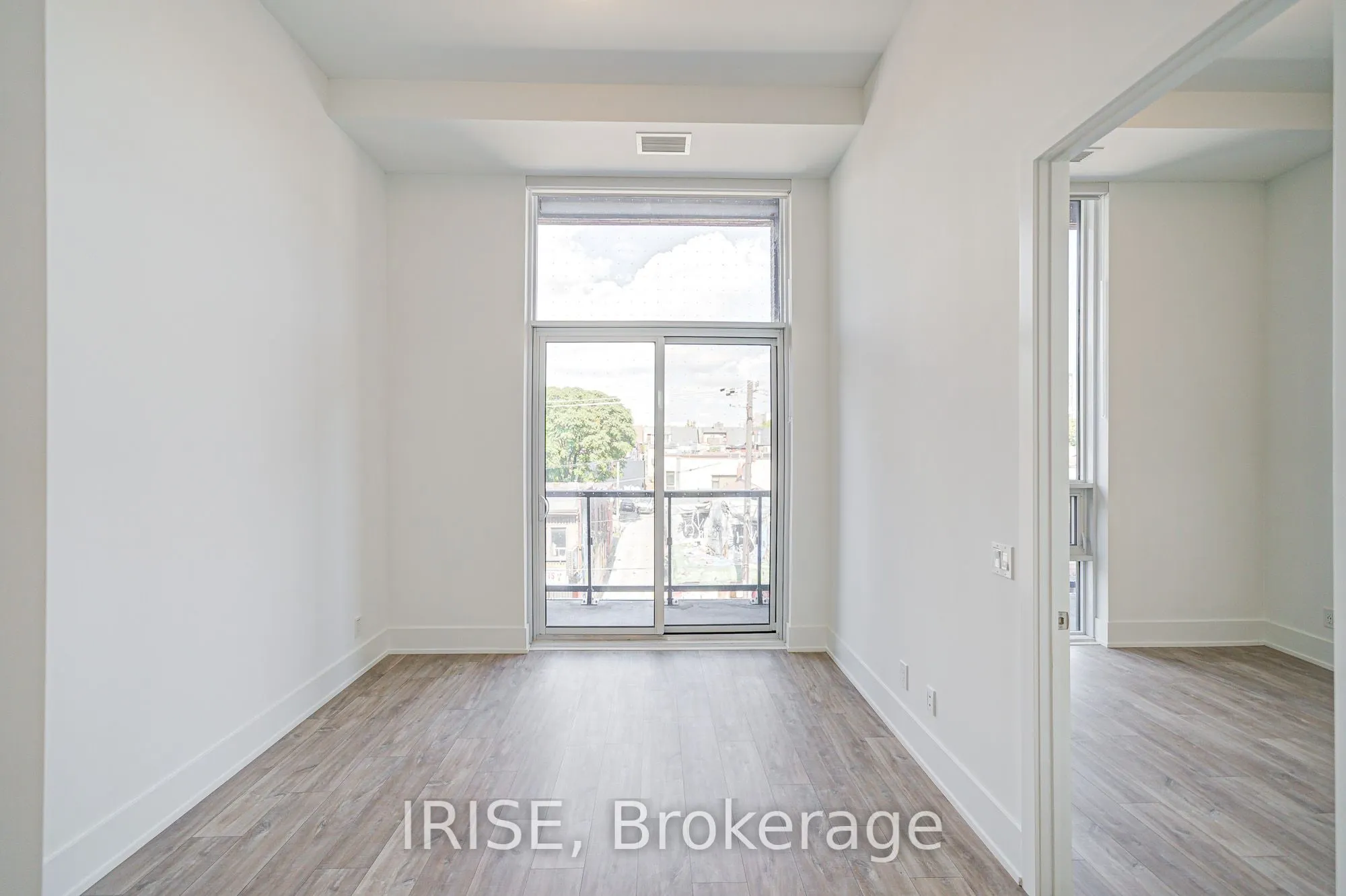 115 Denison Avenue, #416