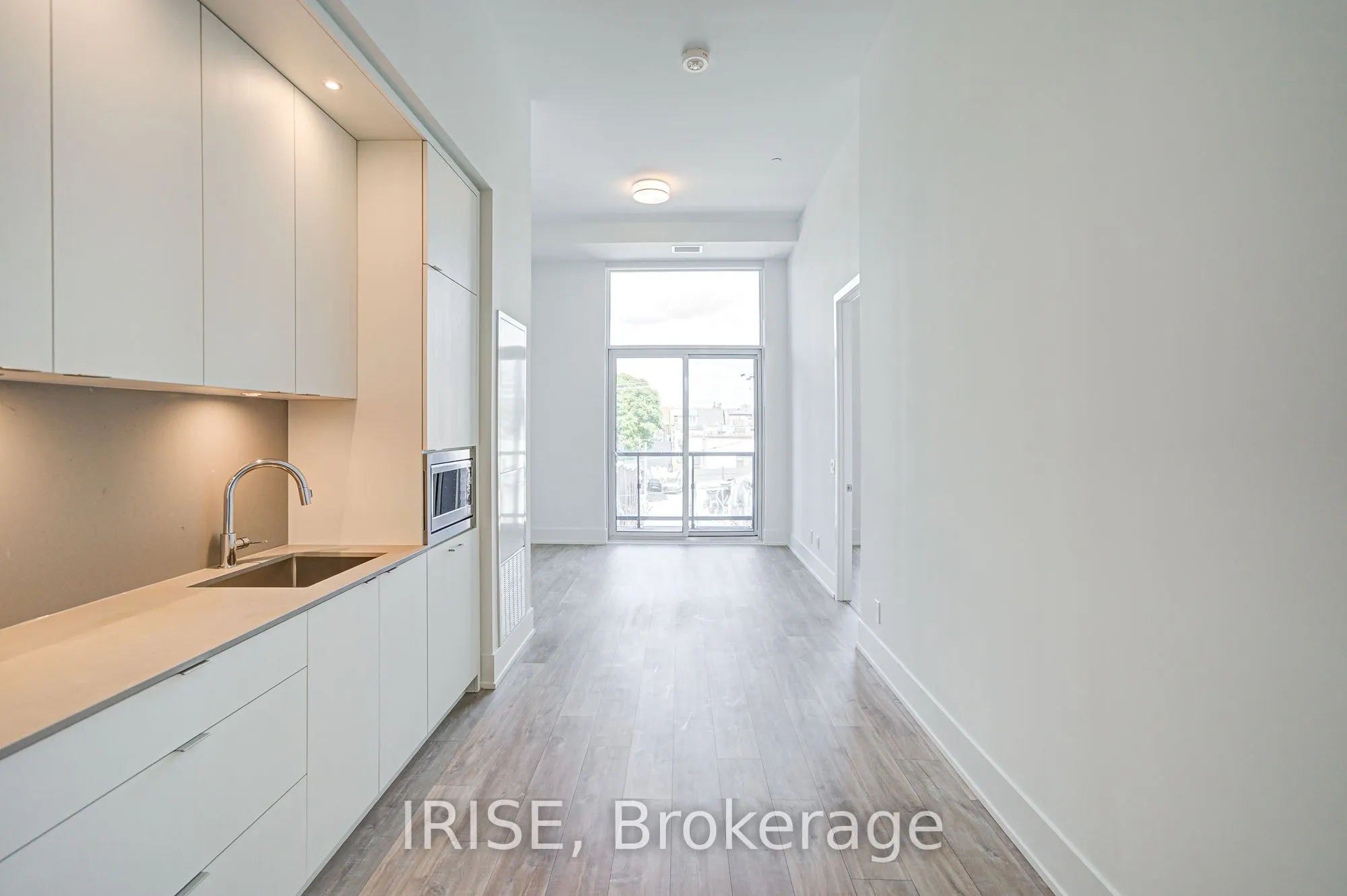 115 Denison Avenue, #416