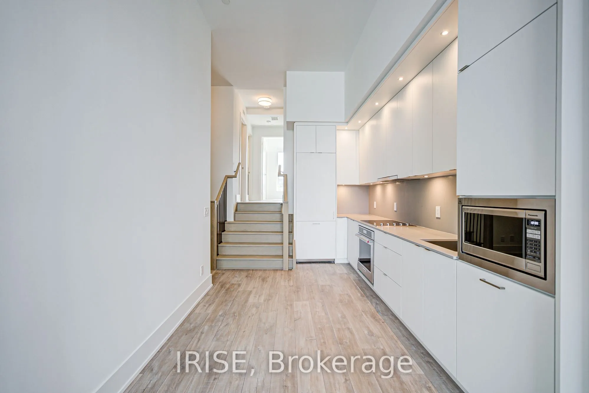 115 Denison Avenue, #416