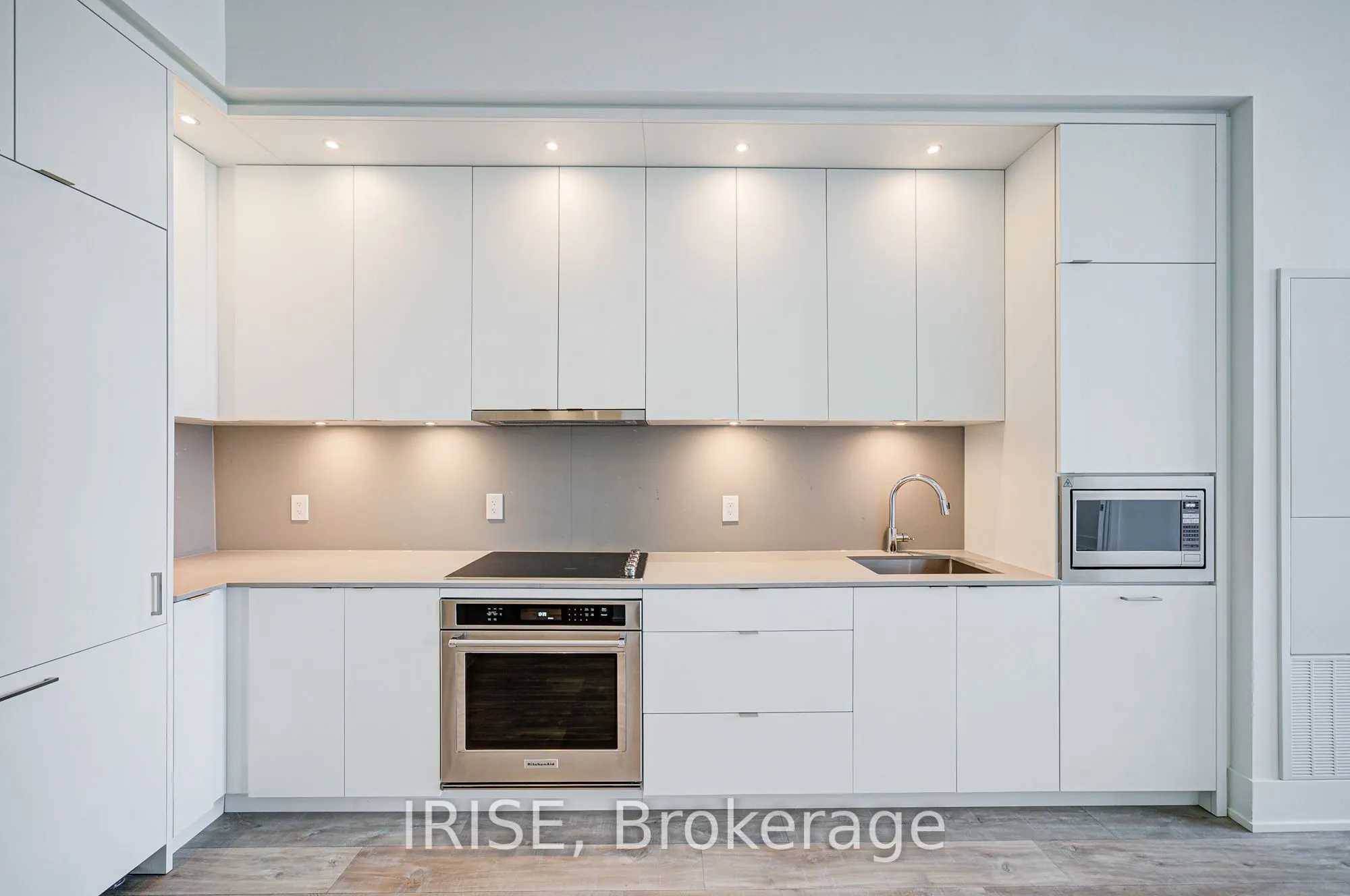 115 Denison Avenue, #416