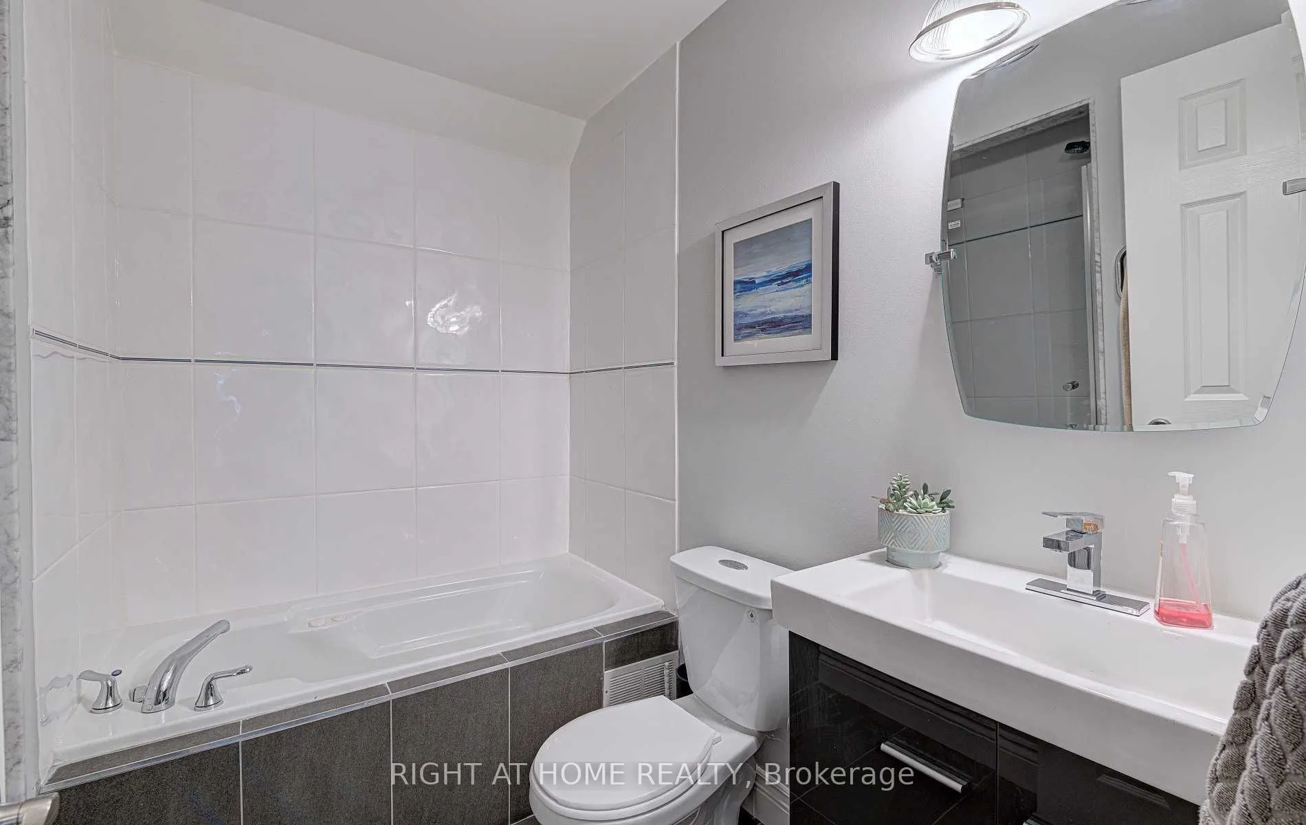 32 Rusholme Park Crescent, #36