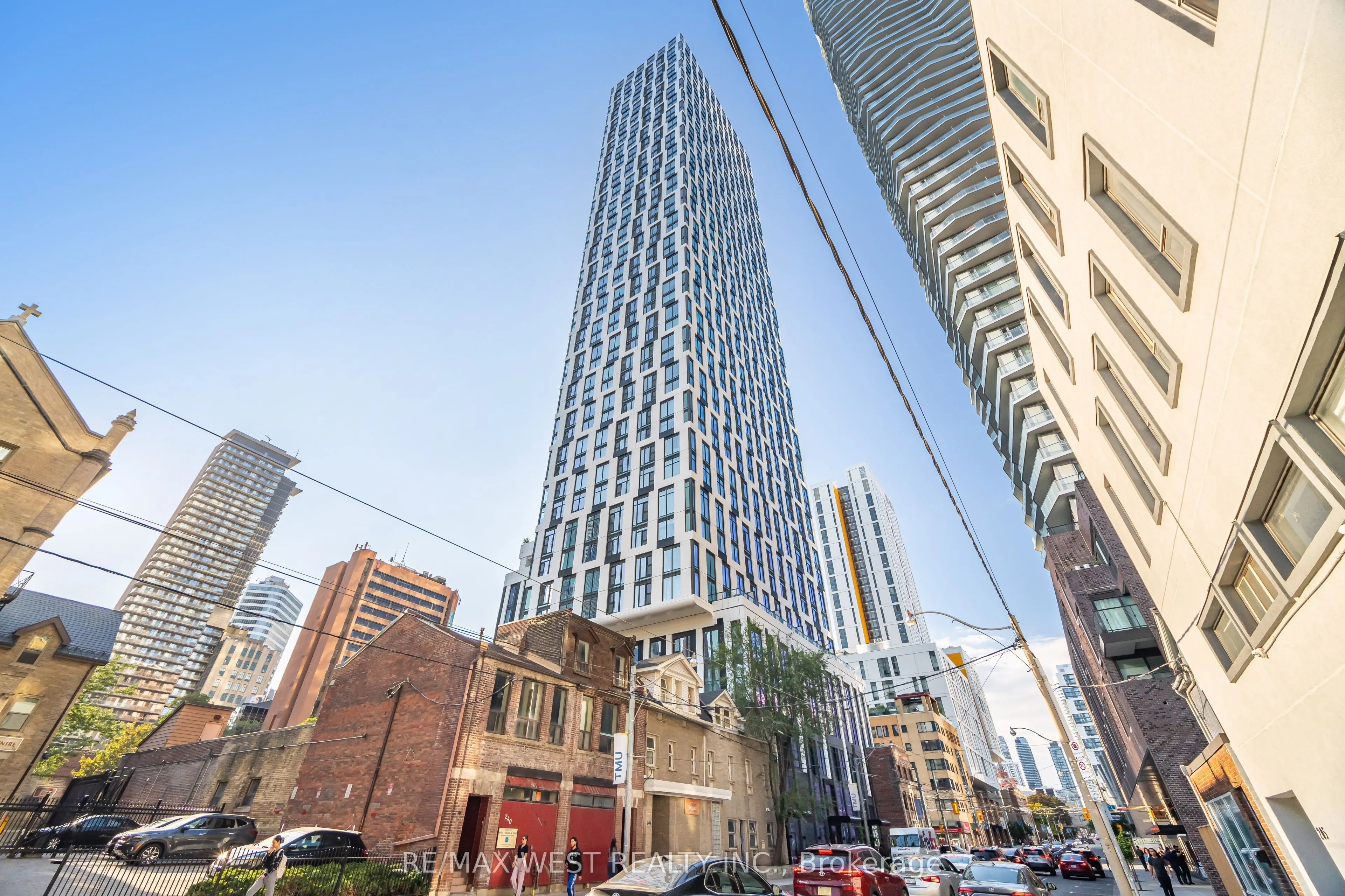 252 Church Street, #3901