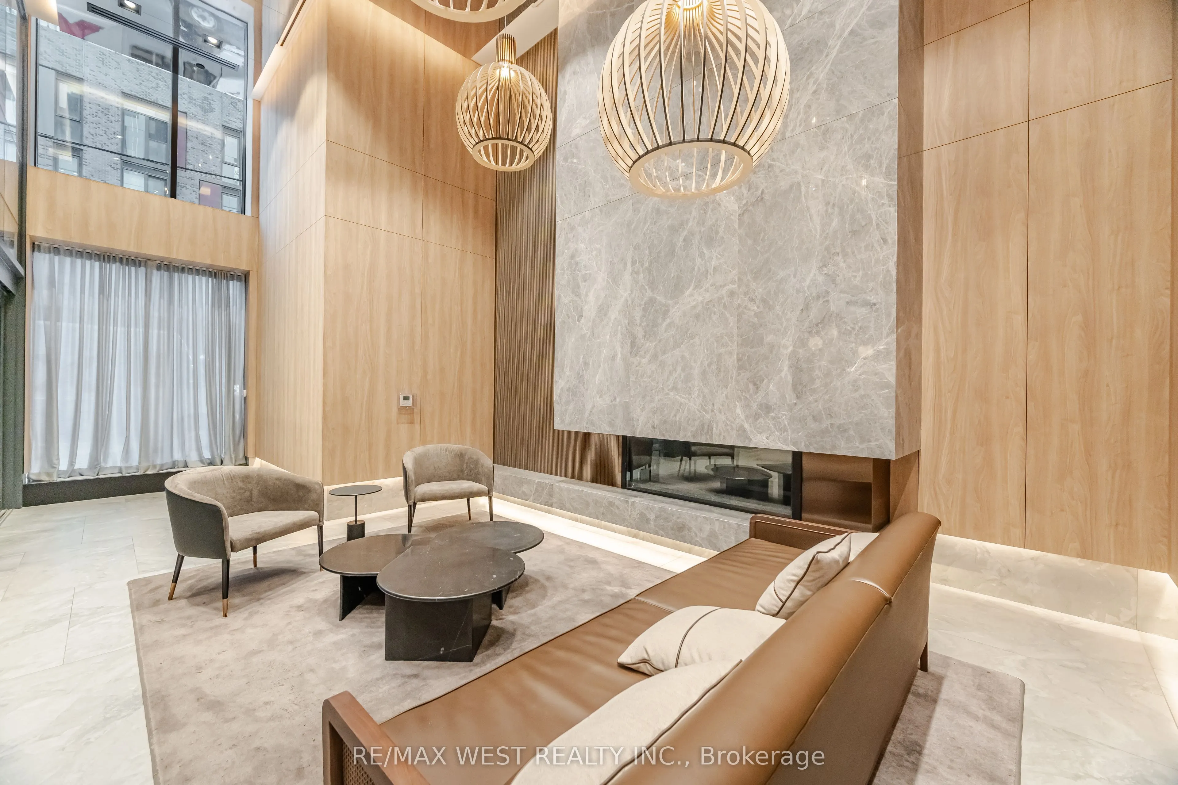 252 Church Street, #3901