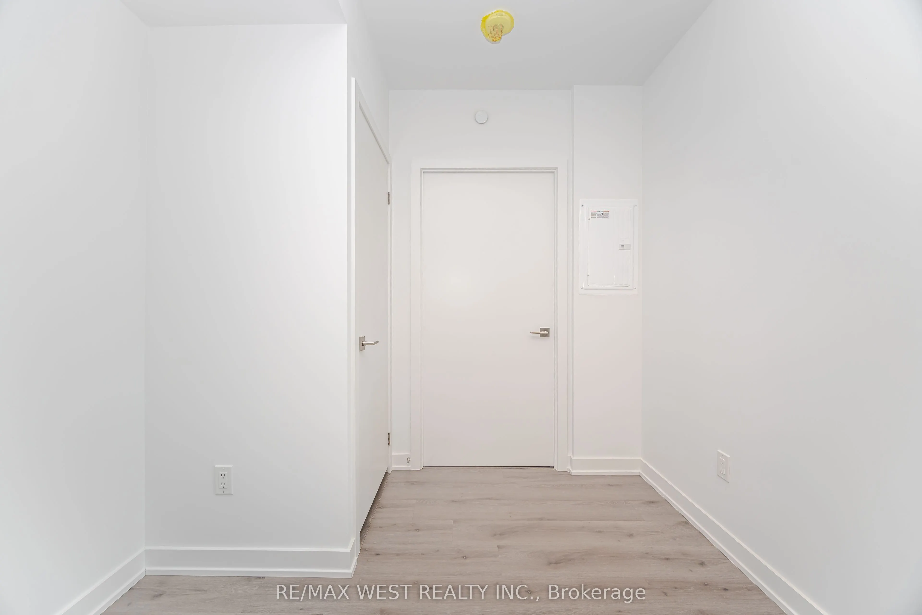 252 Church Street, #3901