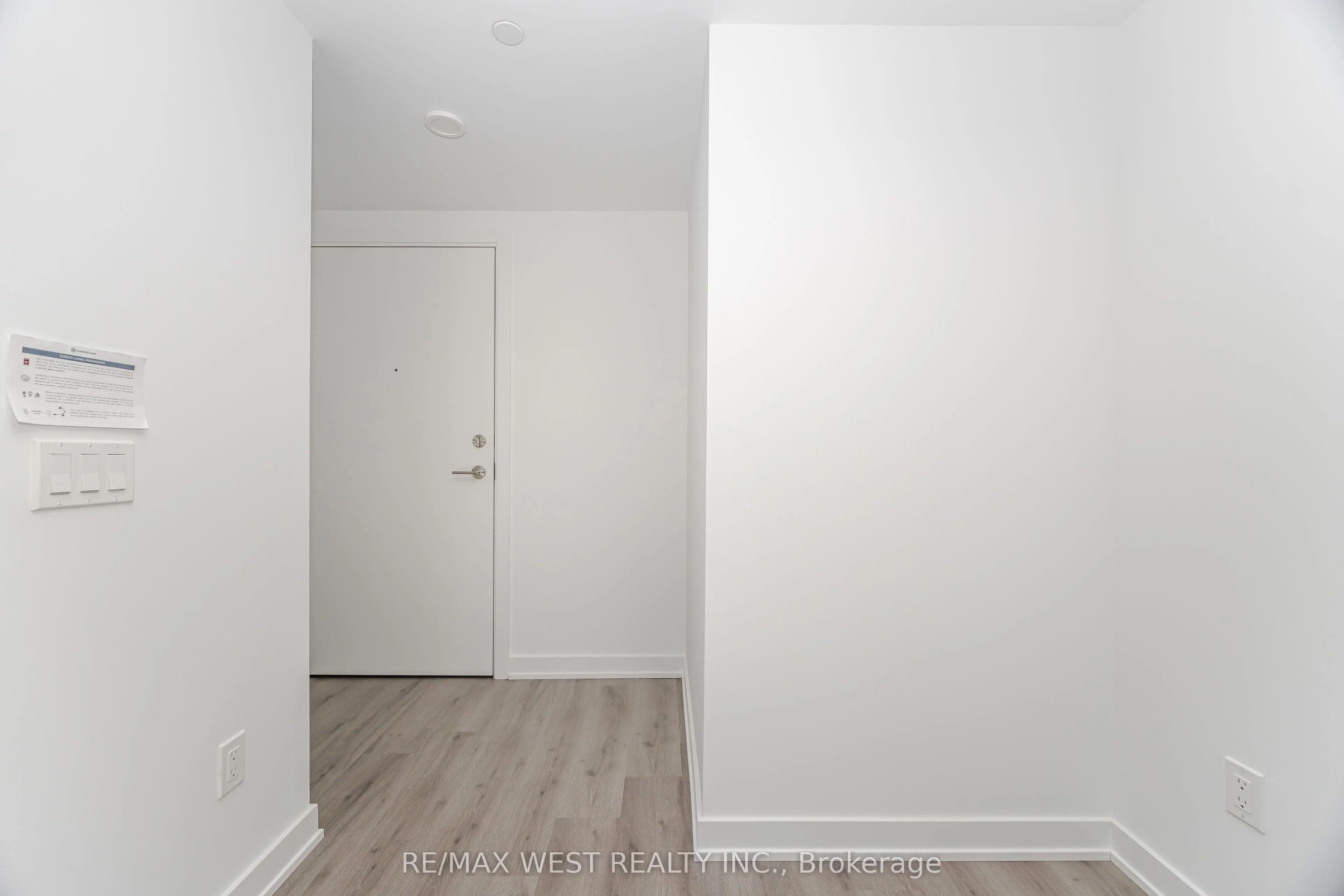 252 Church Street, #3901