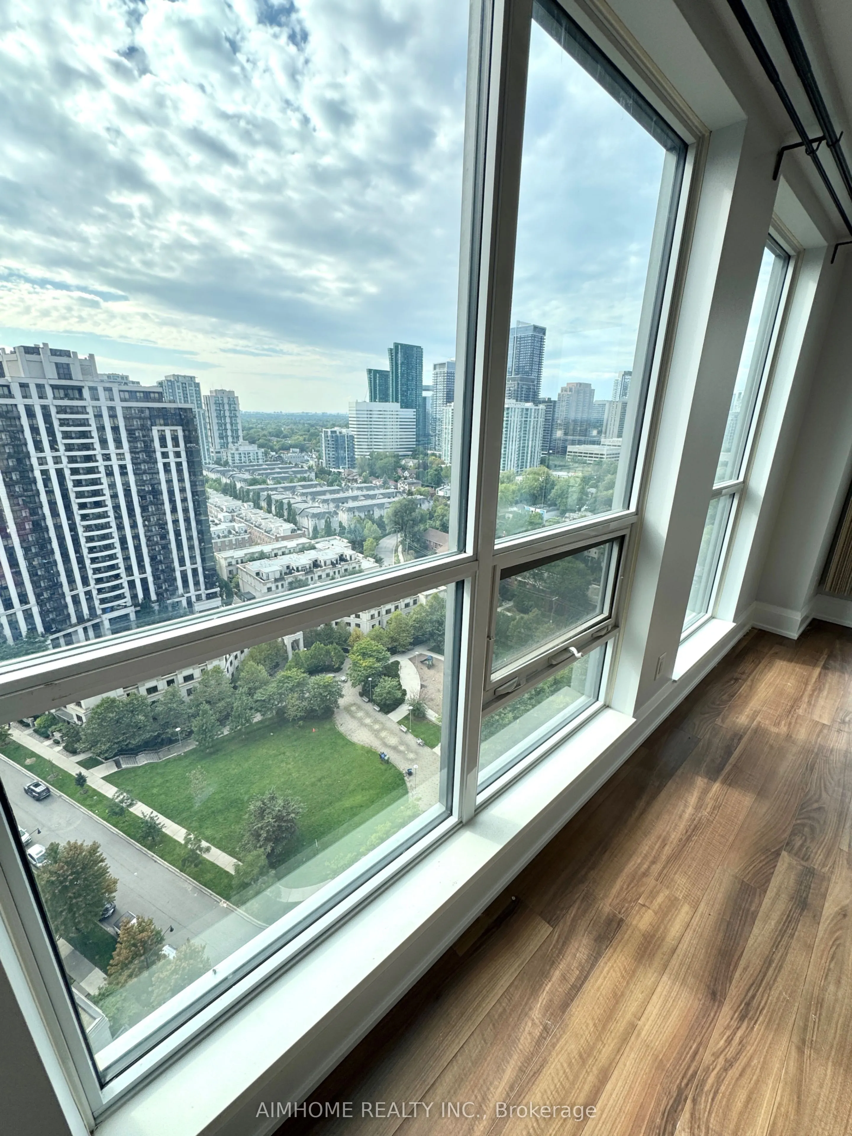 120 Harrison Garden Boulevard, #2012