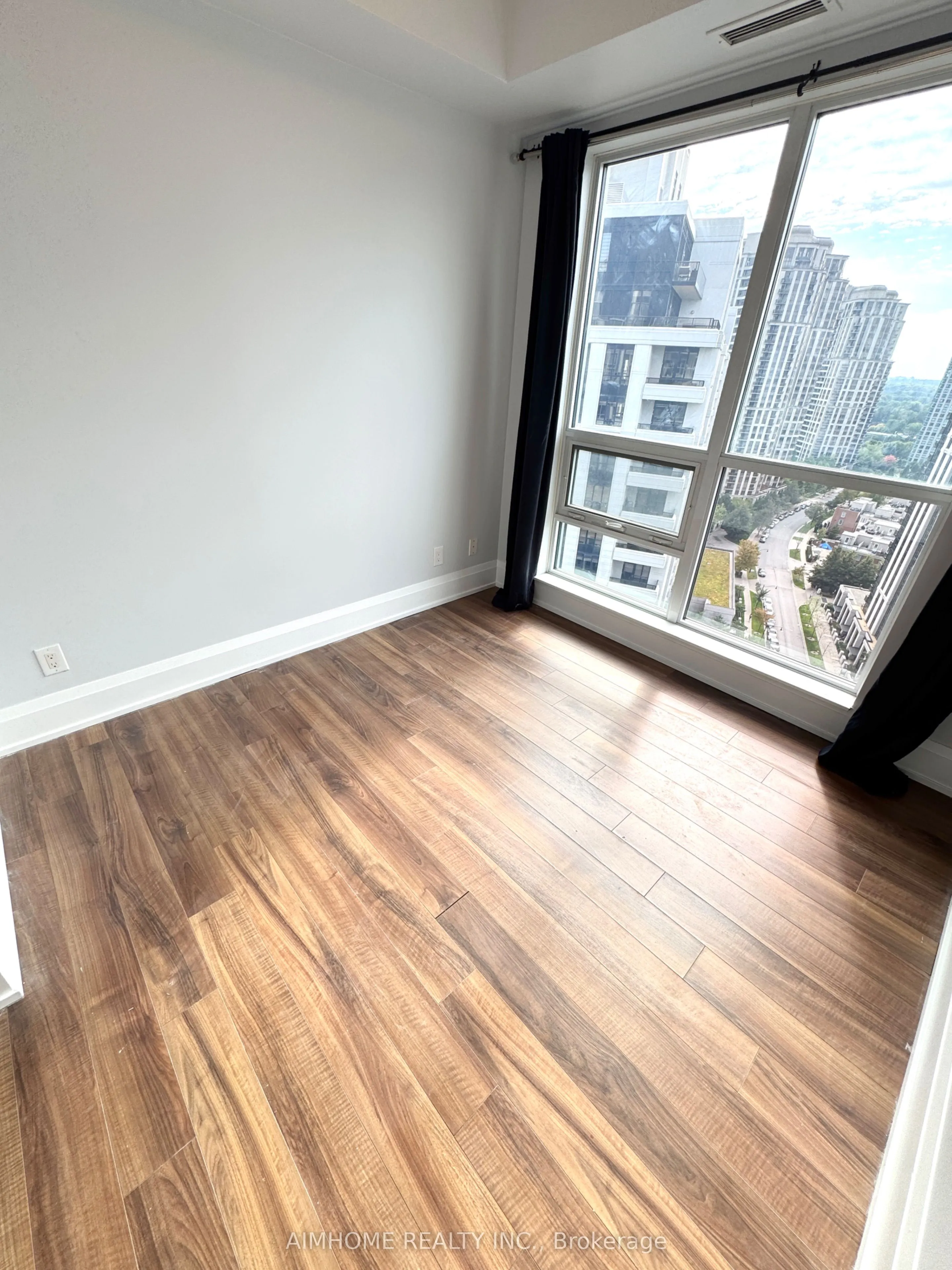 120 Harrison Garden Boulevard, #2012