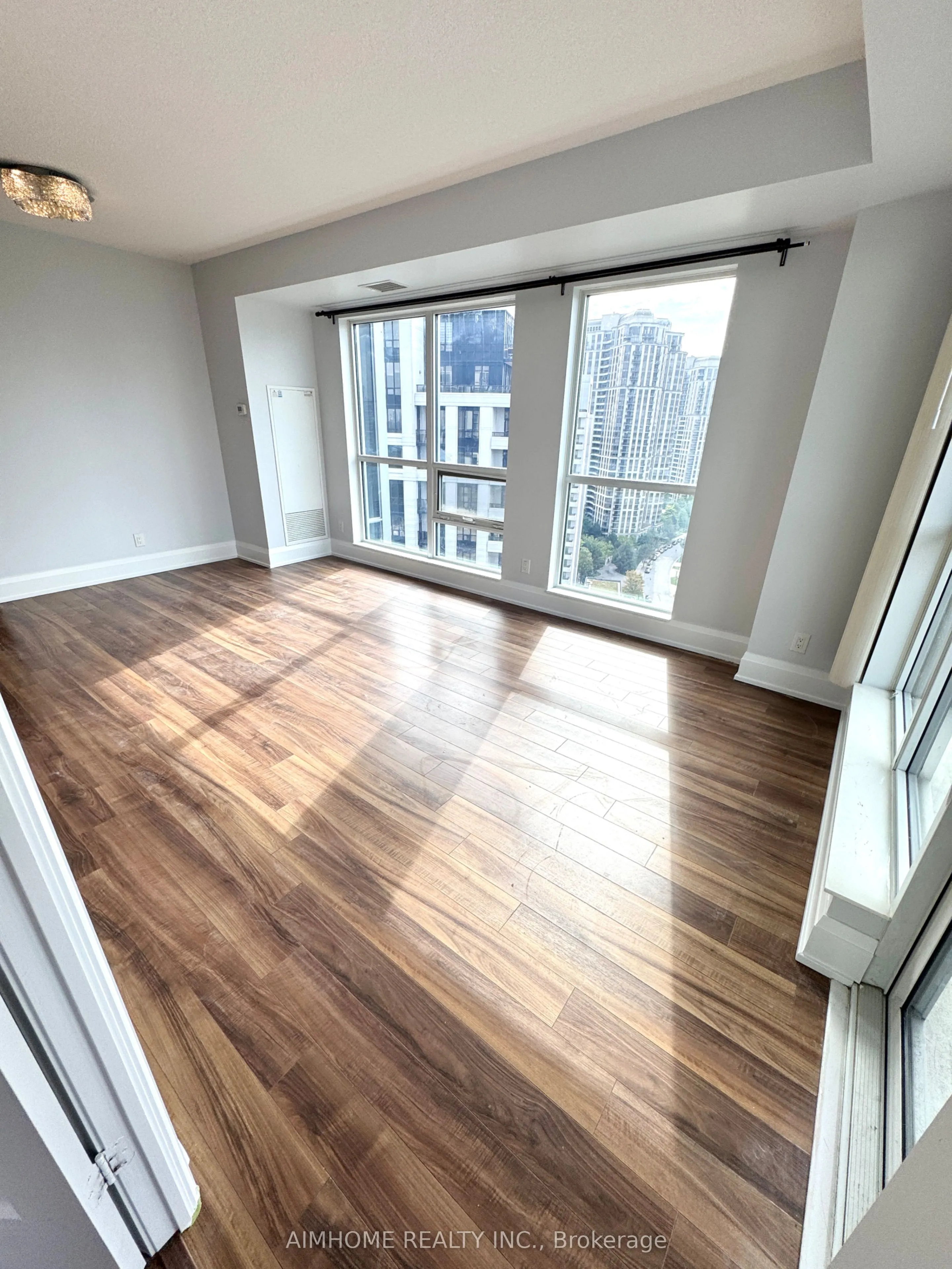 120 Harrison Garden Boulevard, #2012