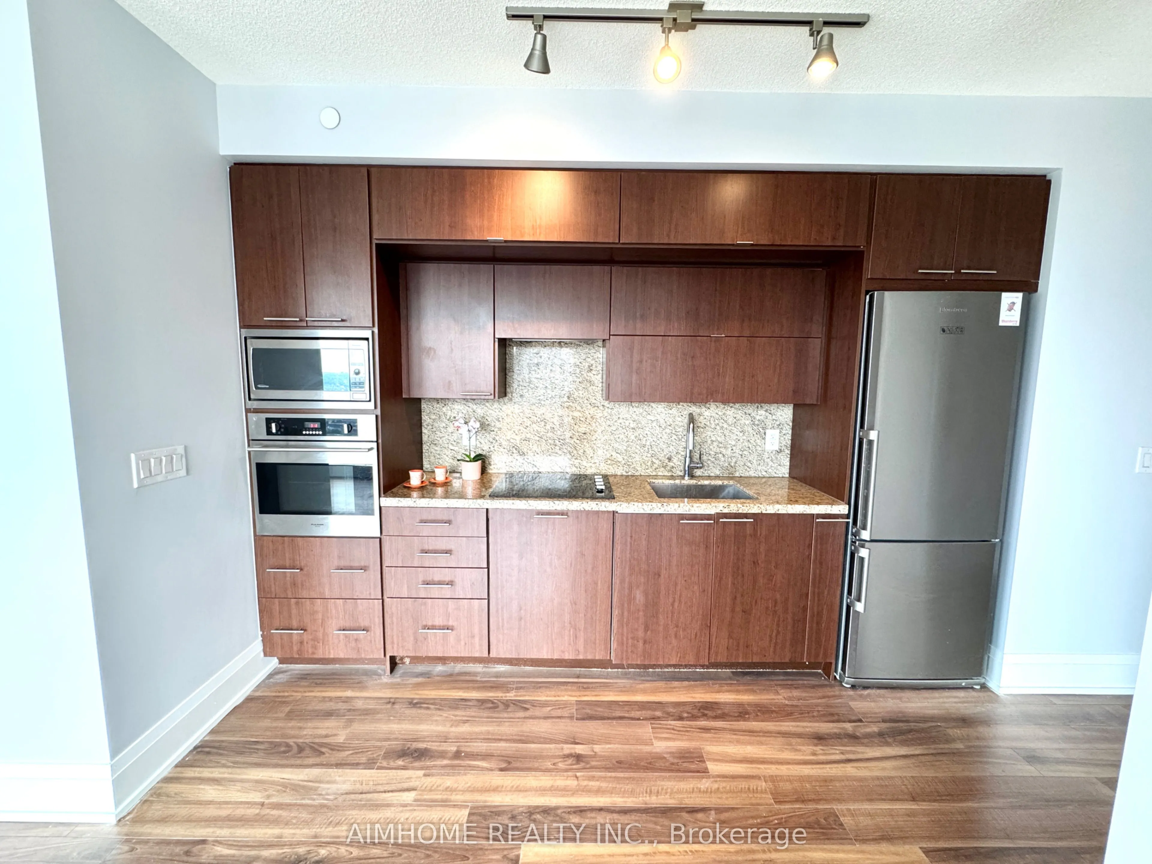 120 Harrison Garden Boulevard, #2012