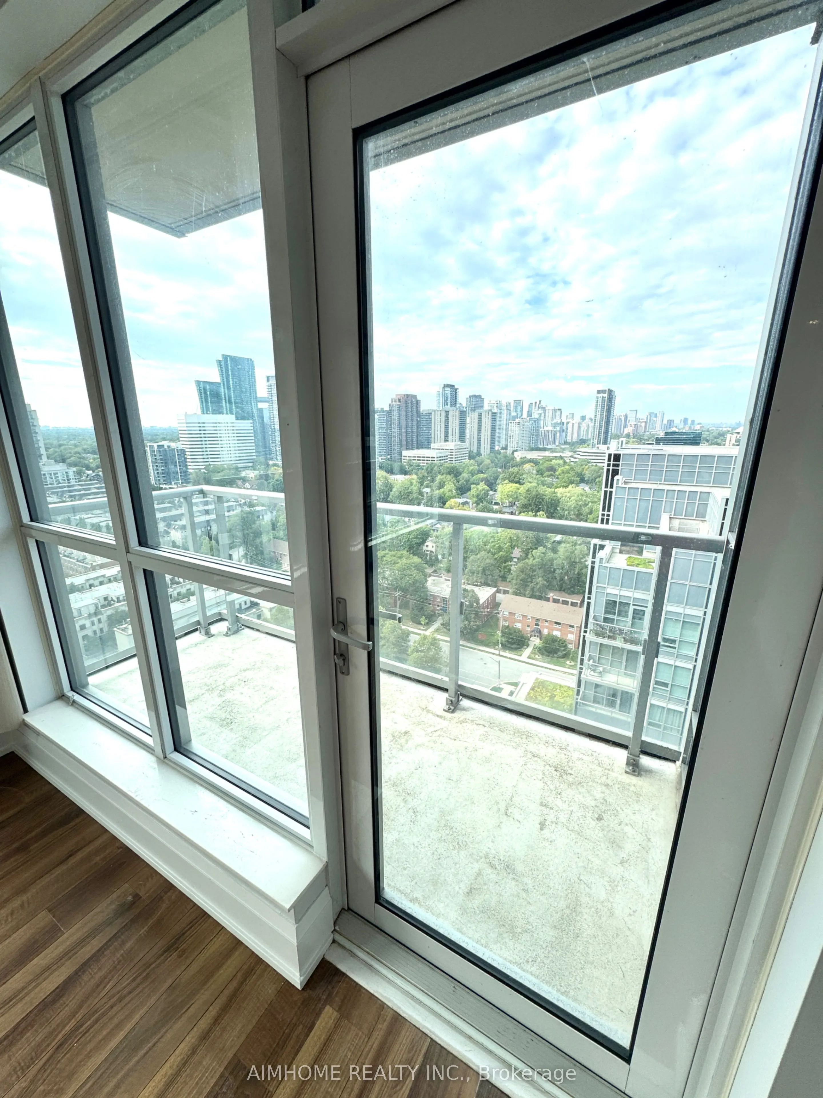 120 Harrison Garden Boulevard, #2012