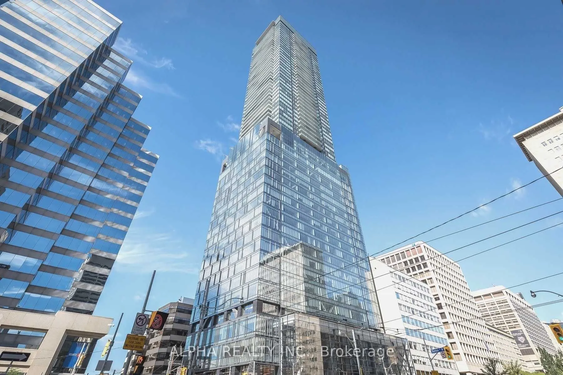 488 University Avenue, #2915