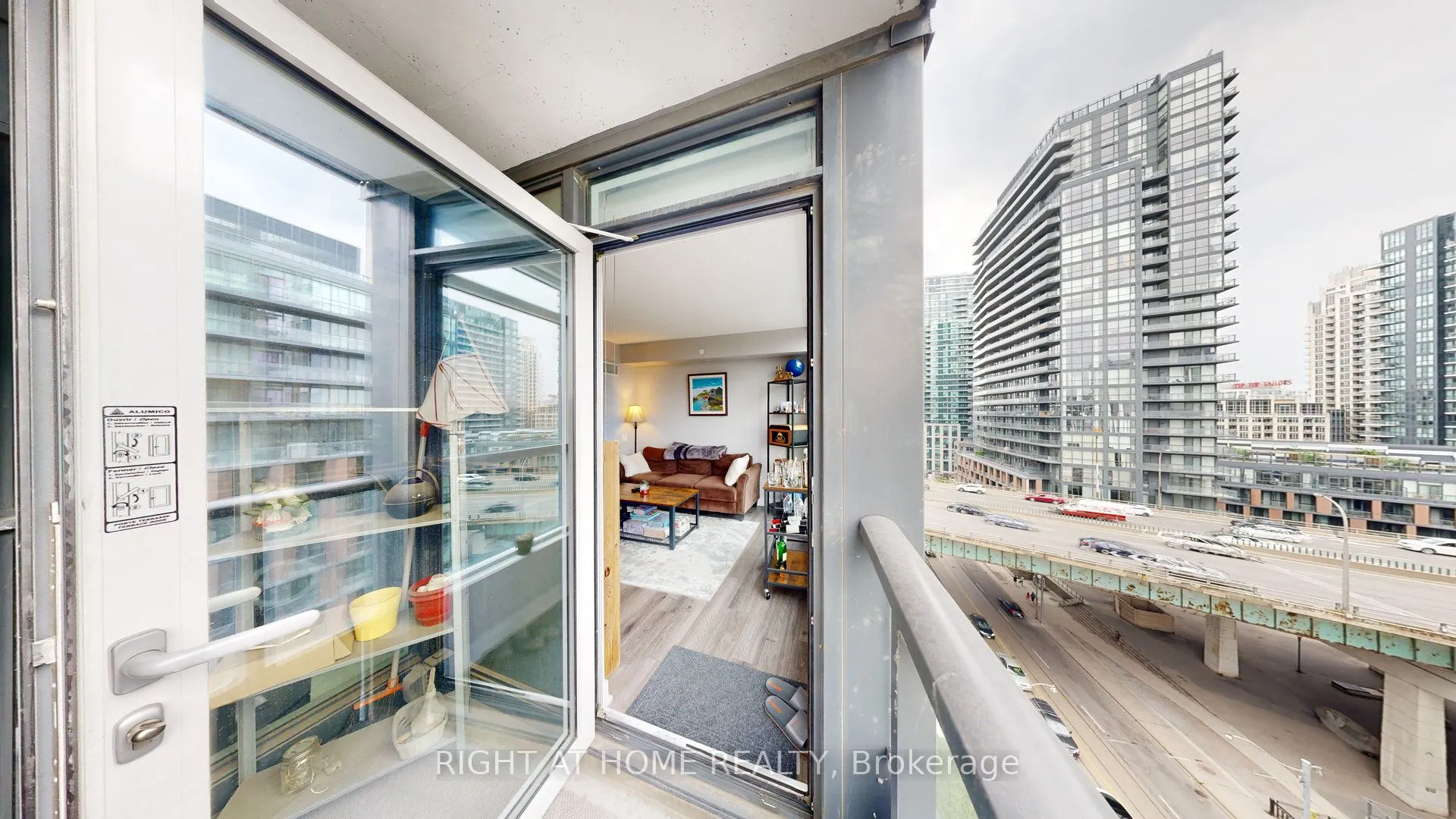 80 Queens Wharf Road, #1002
