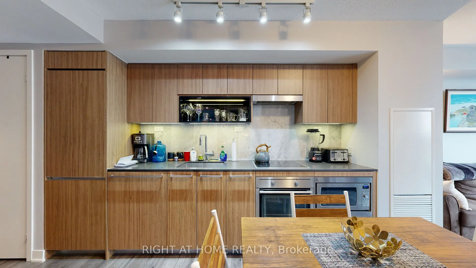 80 Queens Wharf Road, #1002