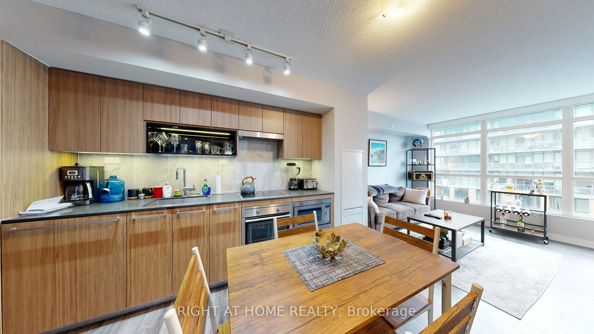 80 Queens Wharf Road, #1002