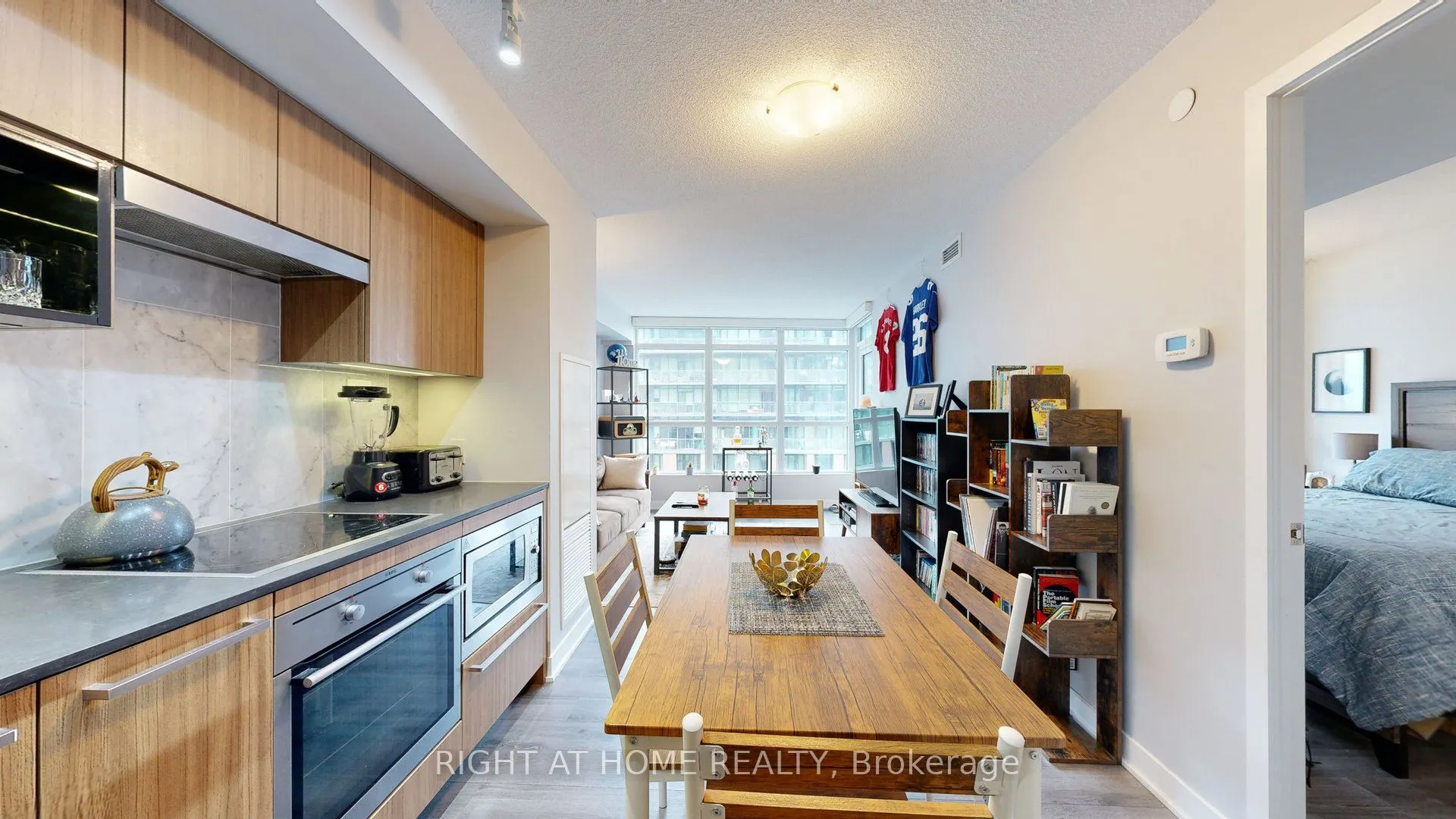 80 Queens Wharf Road, #1002