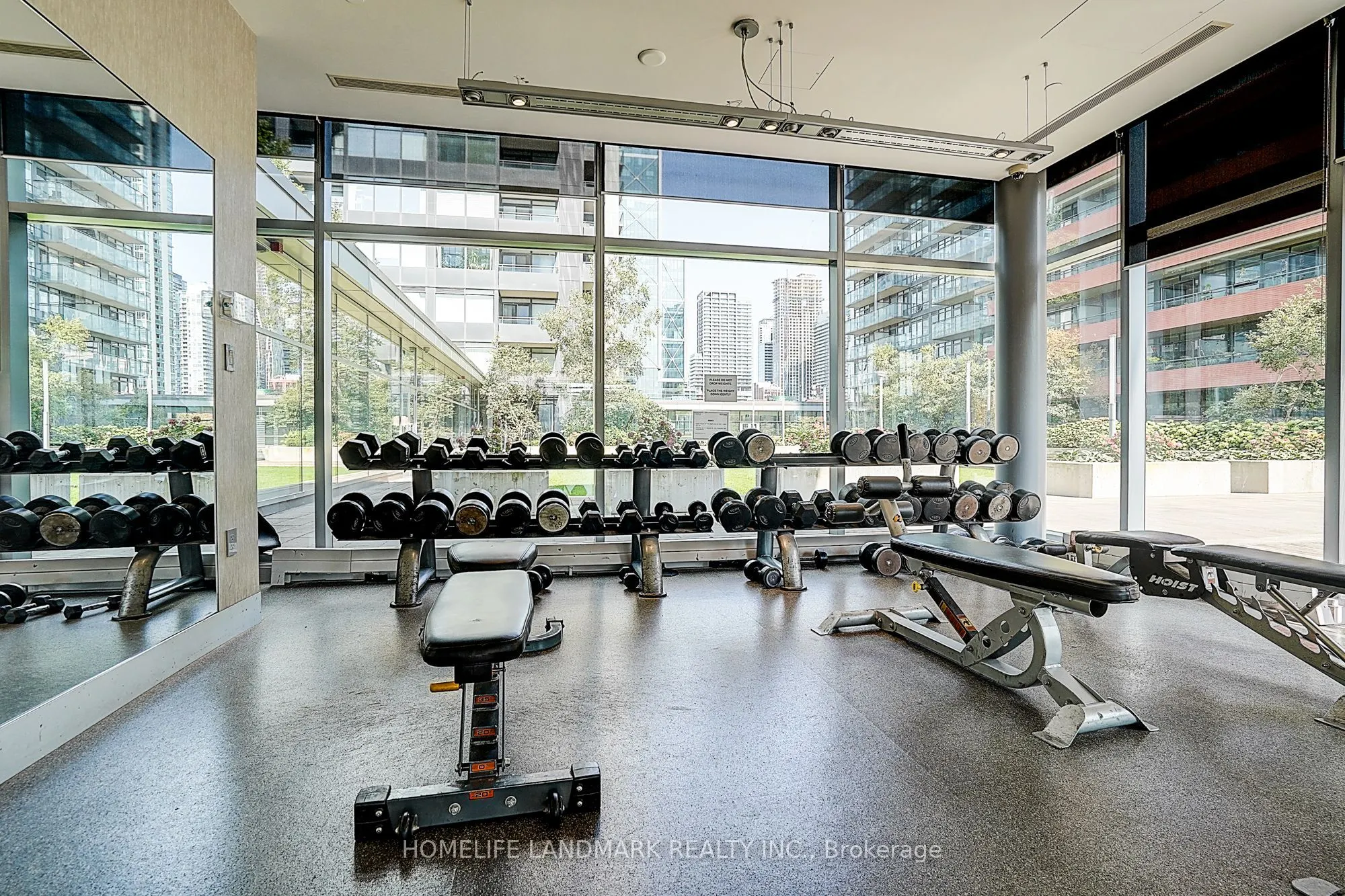 25 Telegram Mews, #1612