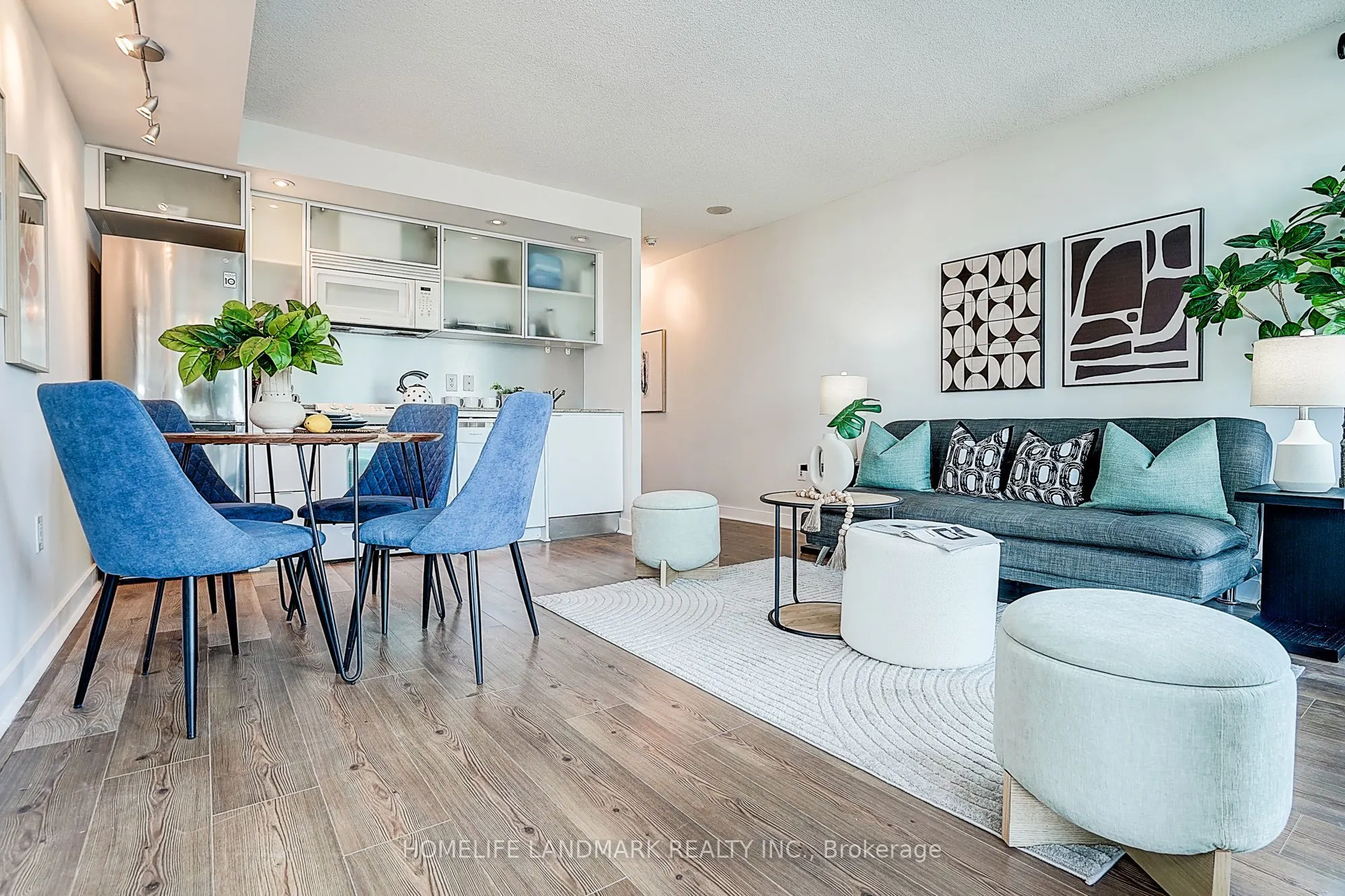 25 Telegram Mews, #1612