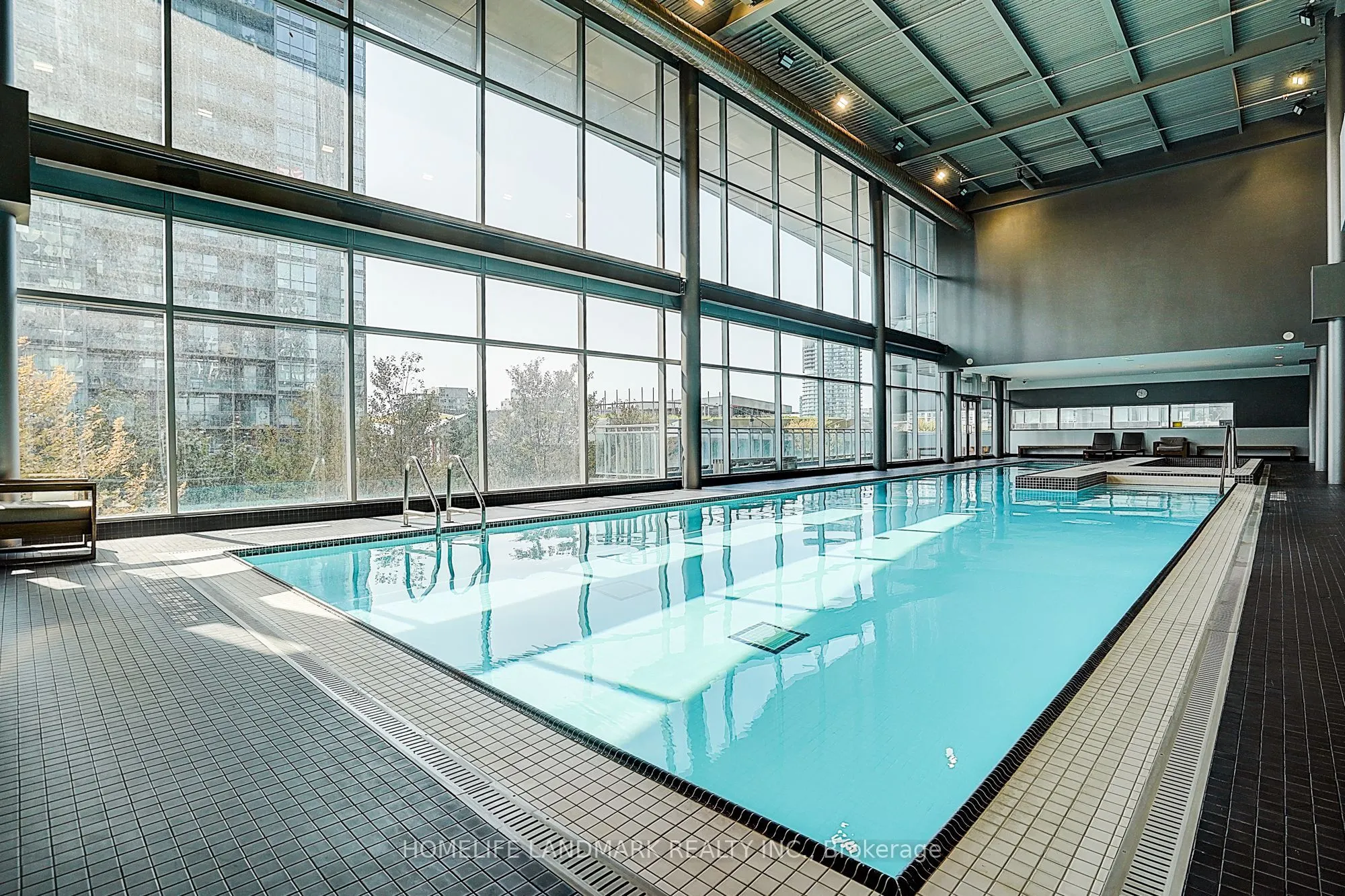 25 Telegram Mews, #1612