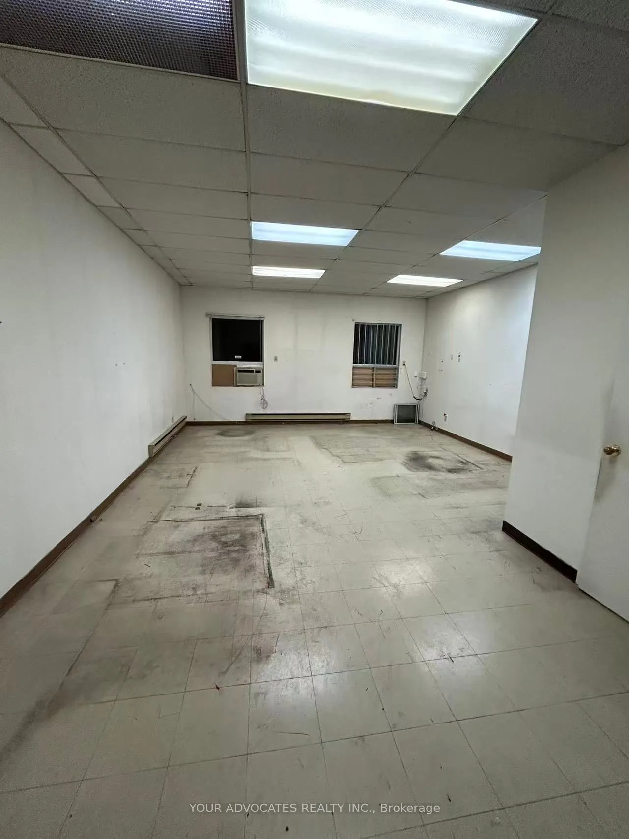 430 Dundas Street W, #203