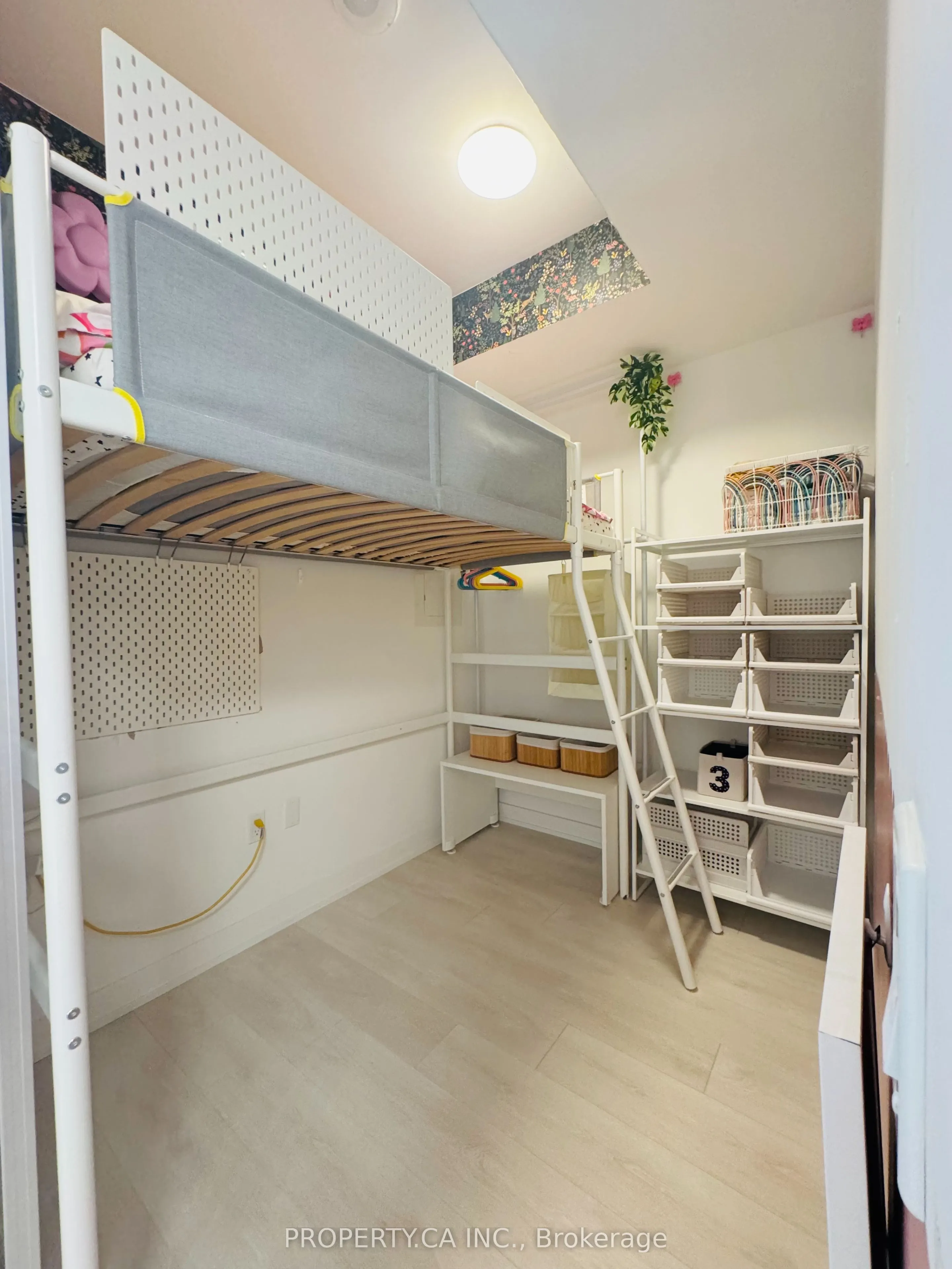 127 Broadway Avenue, #803