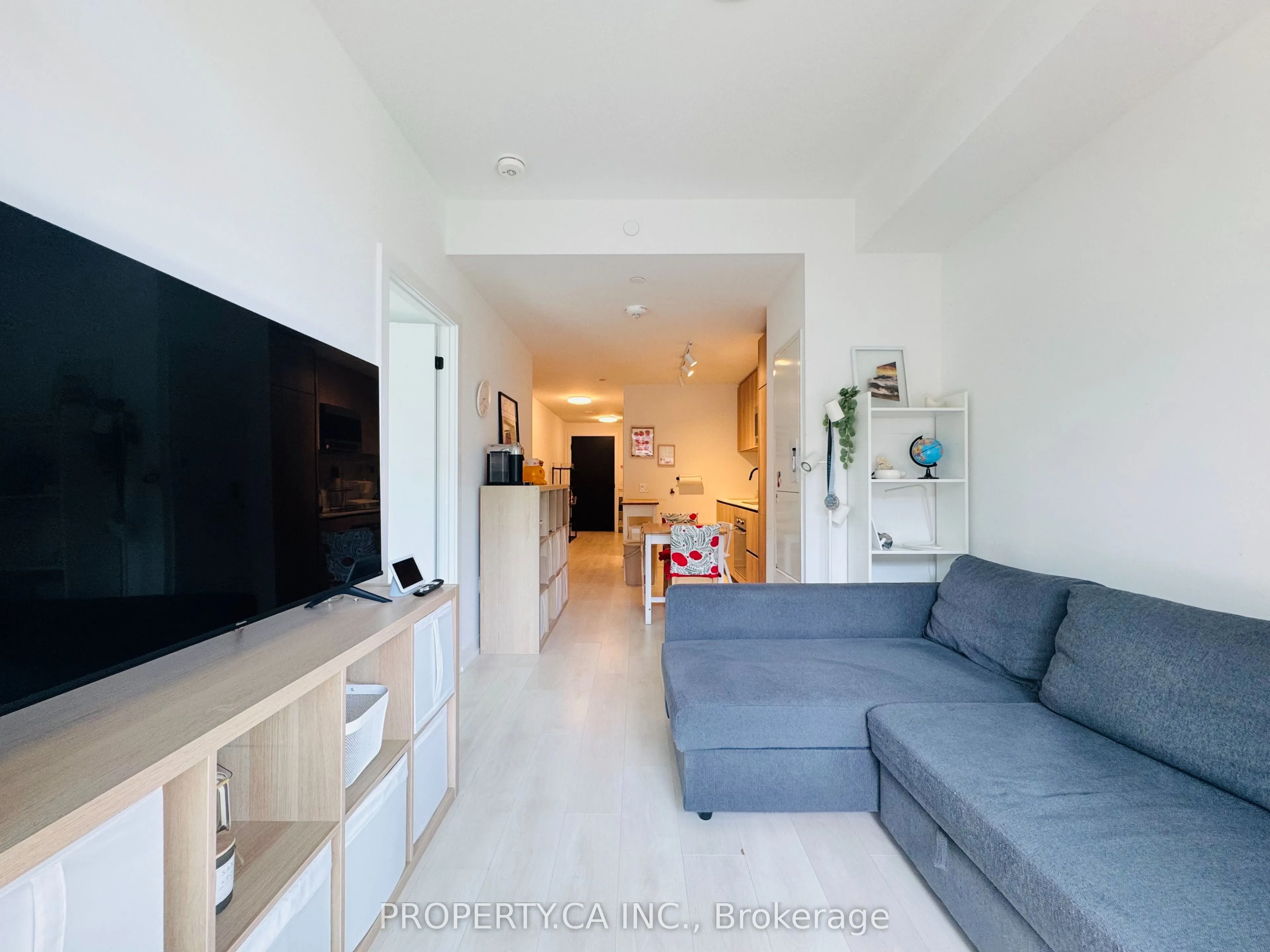 127 Broadway Avenue, #803
