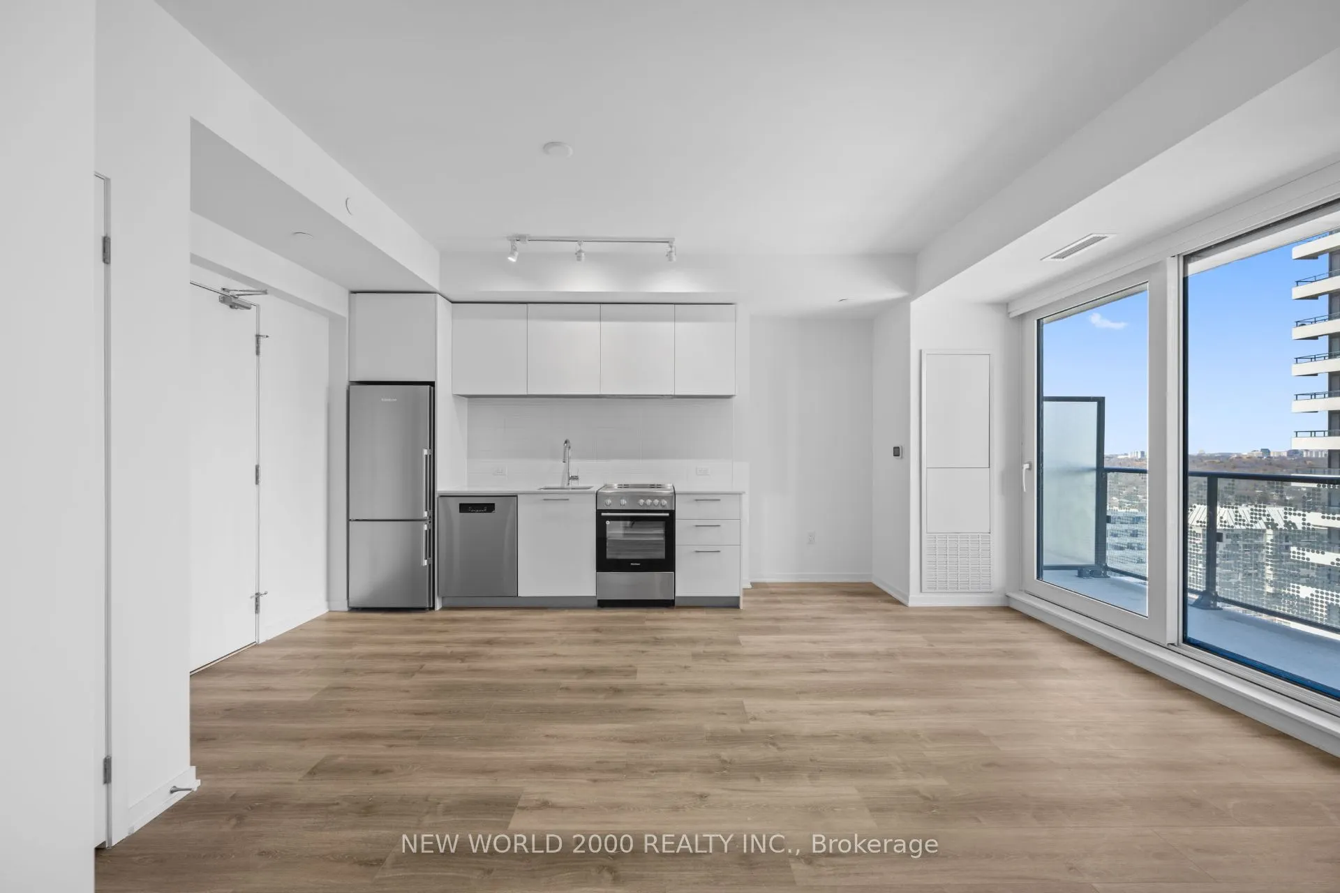 101 Roehampton Avenue, #3413