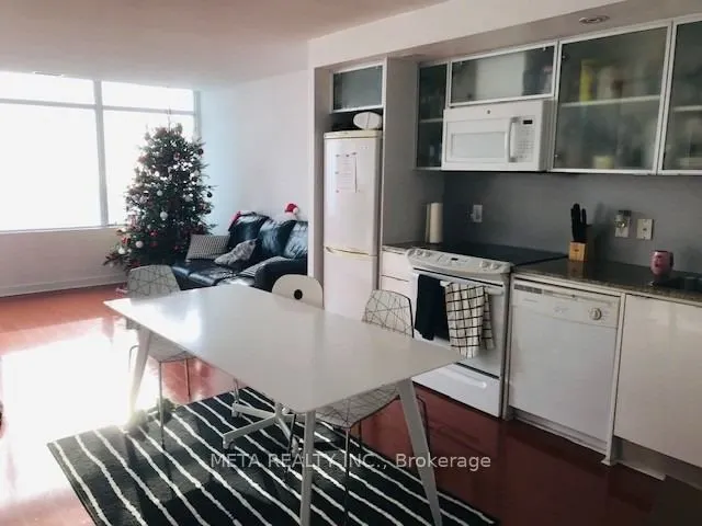 25 Telegram Mews, #3008