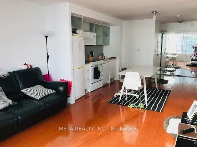 25 Telegram Mews, #3008