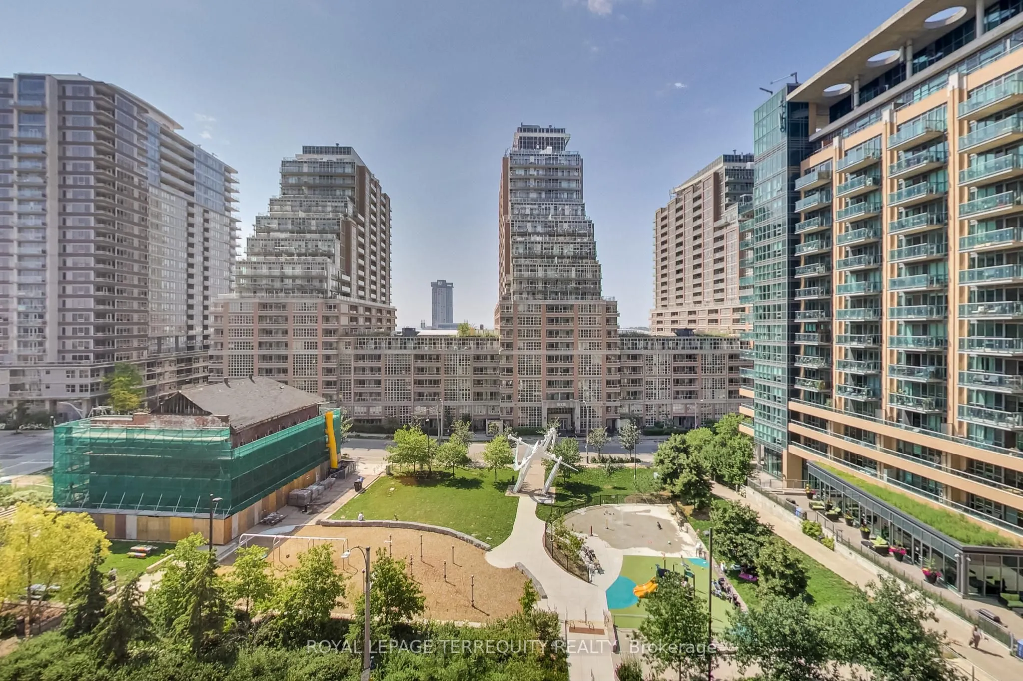 50 Lynn Williams Street, #605