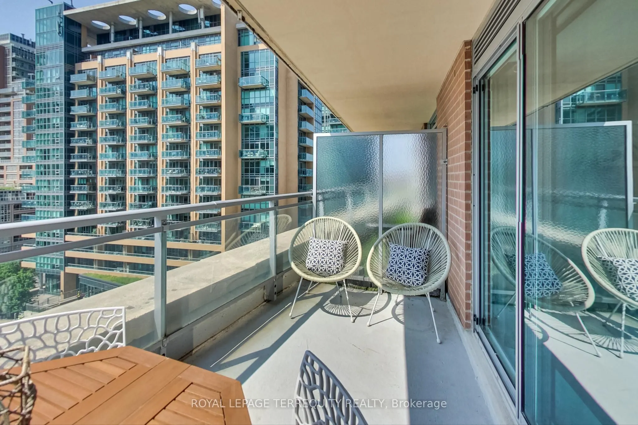 50 Lynn Williams Street, #605