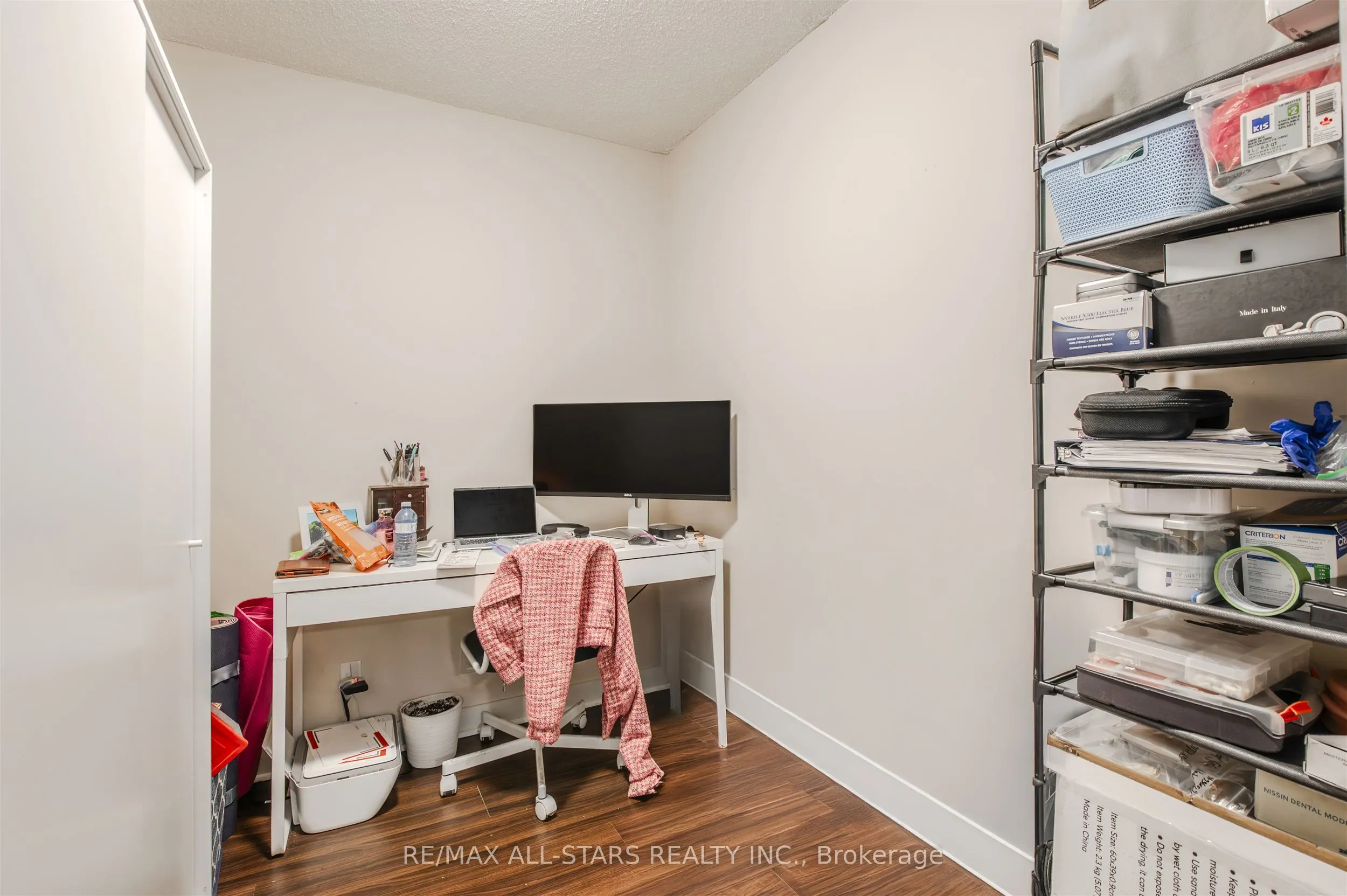 81 Navy Wharf Court, #3101