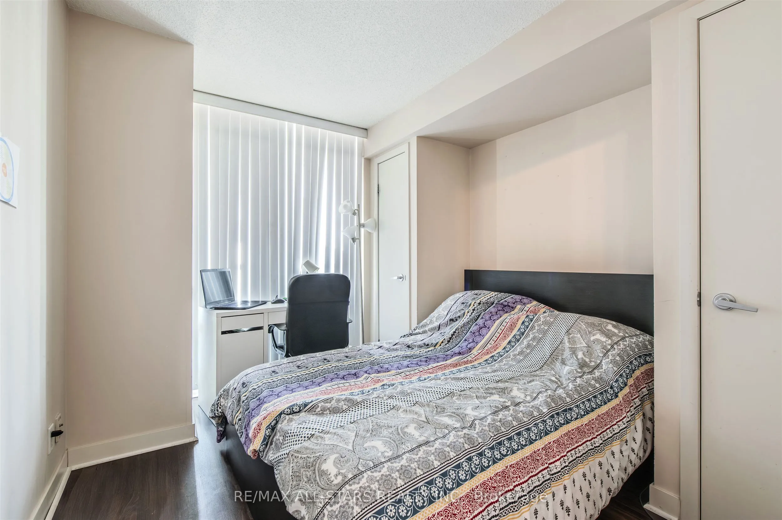 81 Navy Wharf Court, #3101