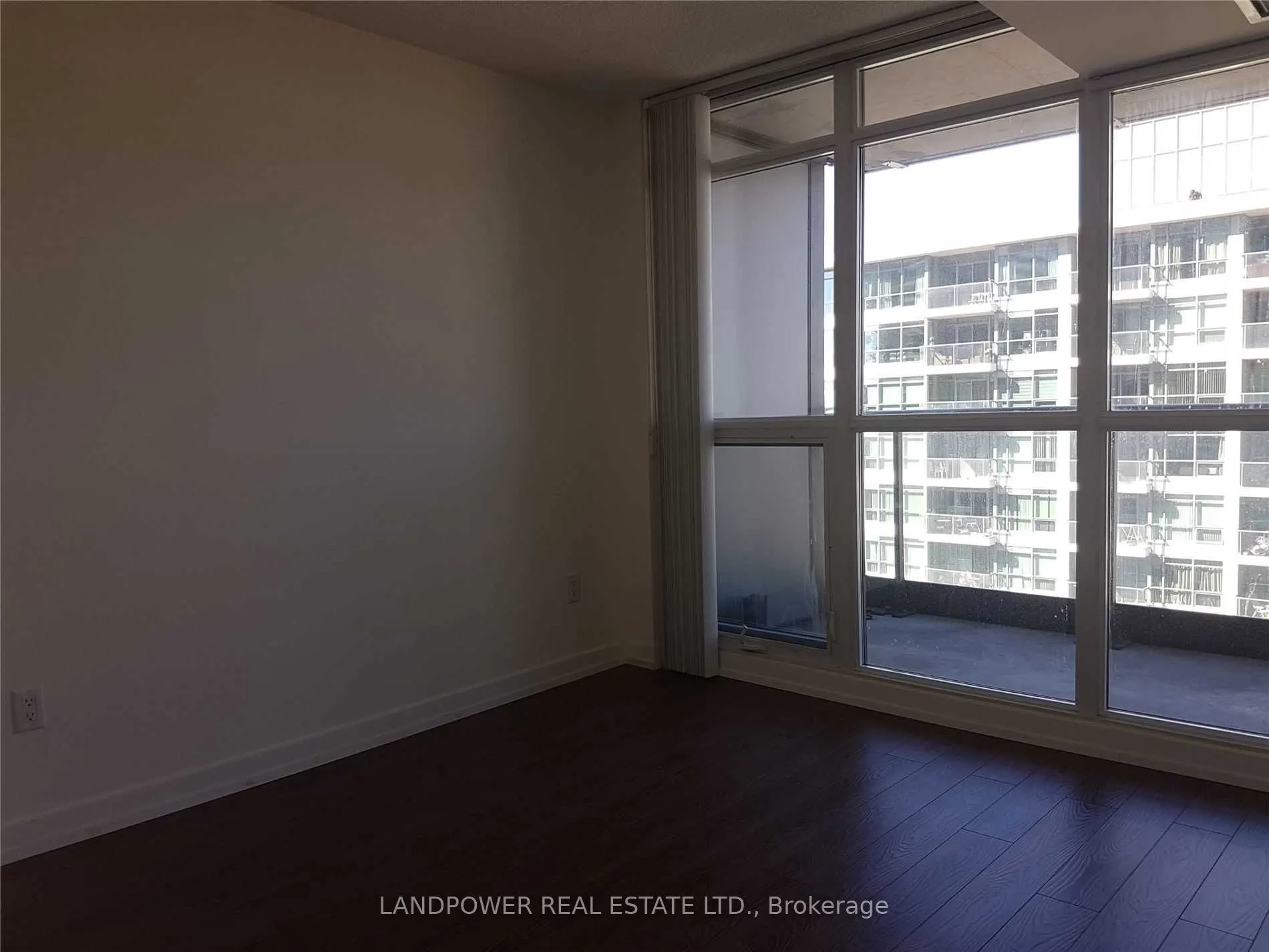 19 Singer Court, #1115