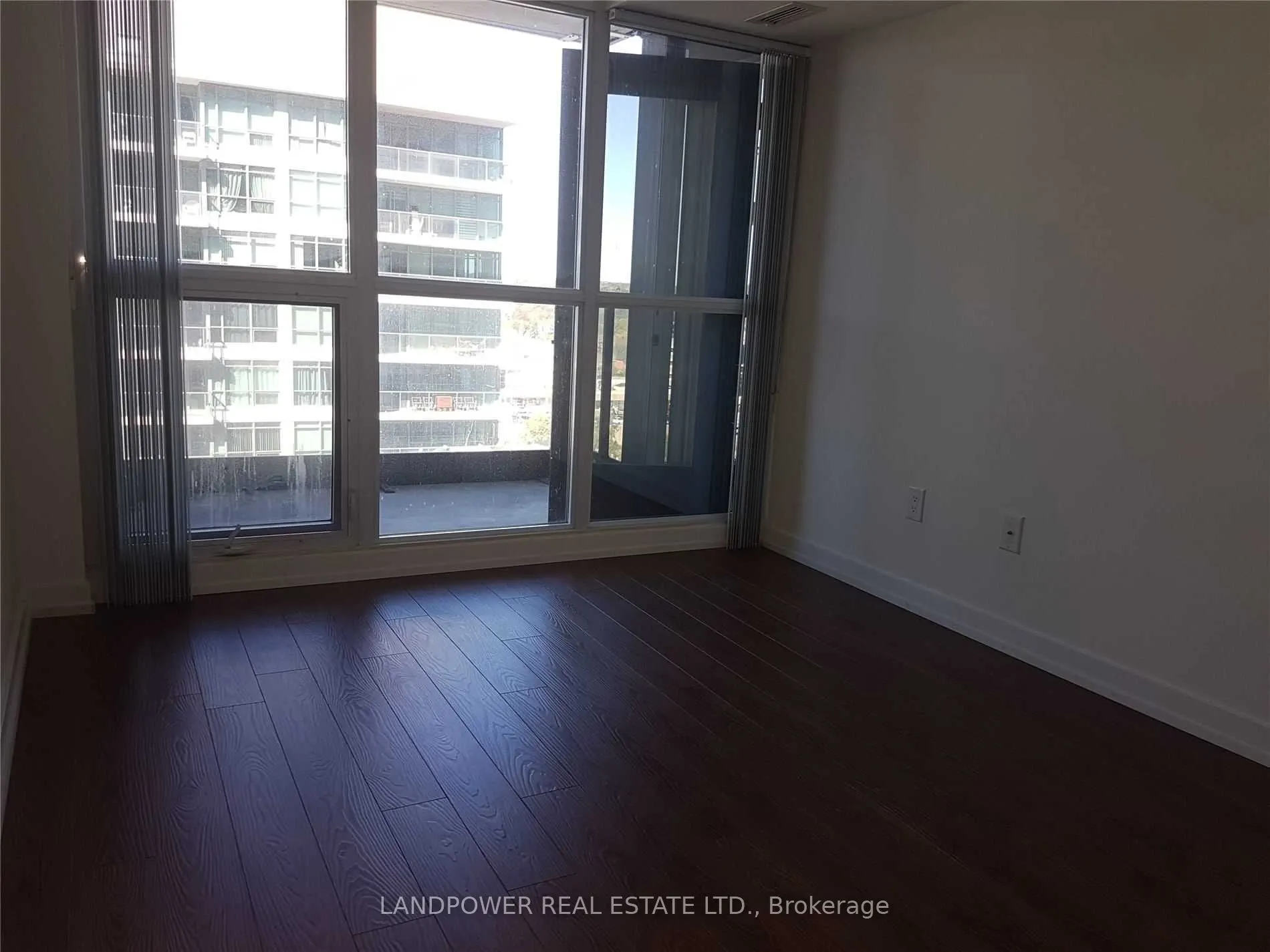 19 Singer Court, #1115