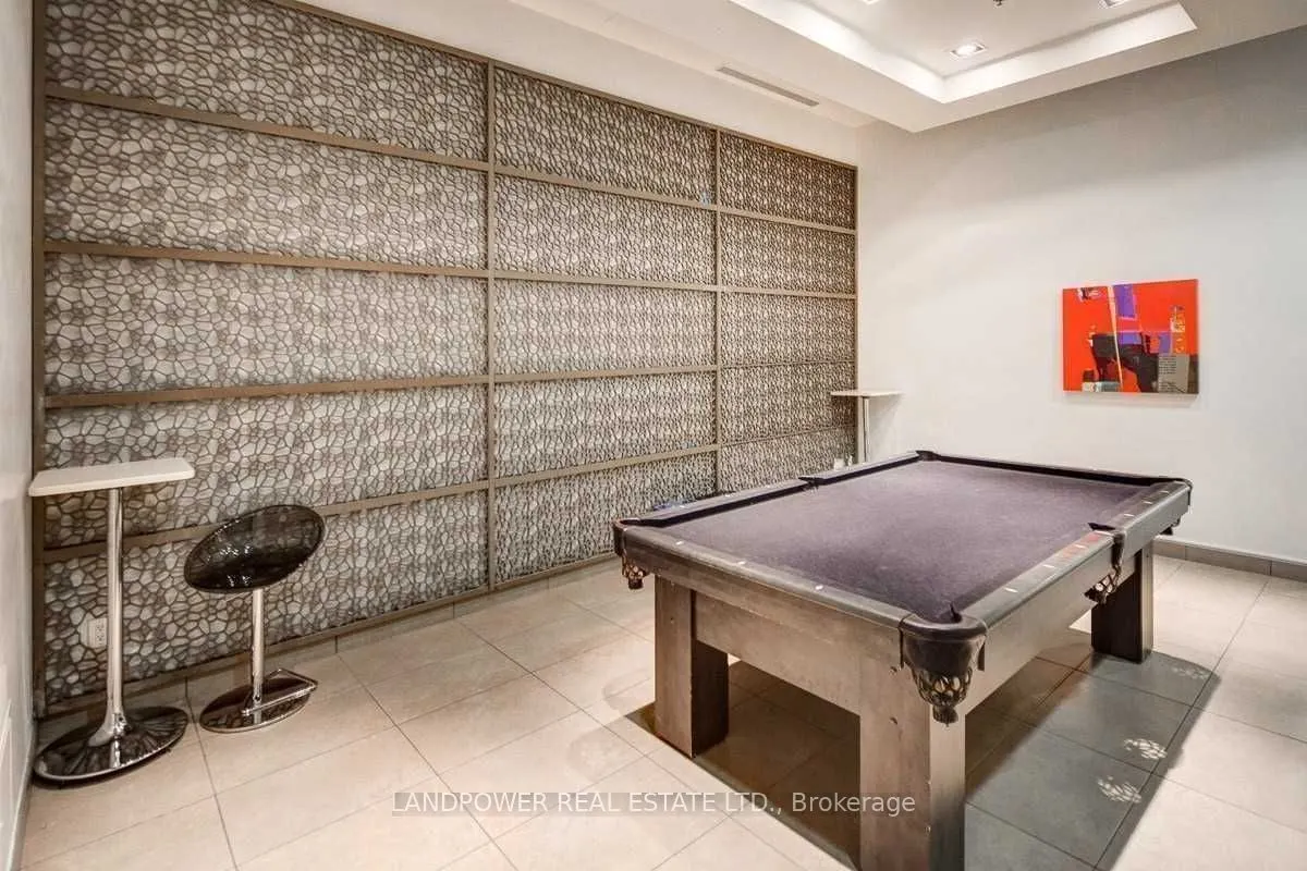 19 Singer Court, #1115