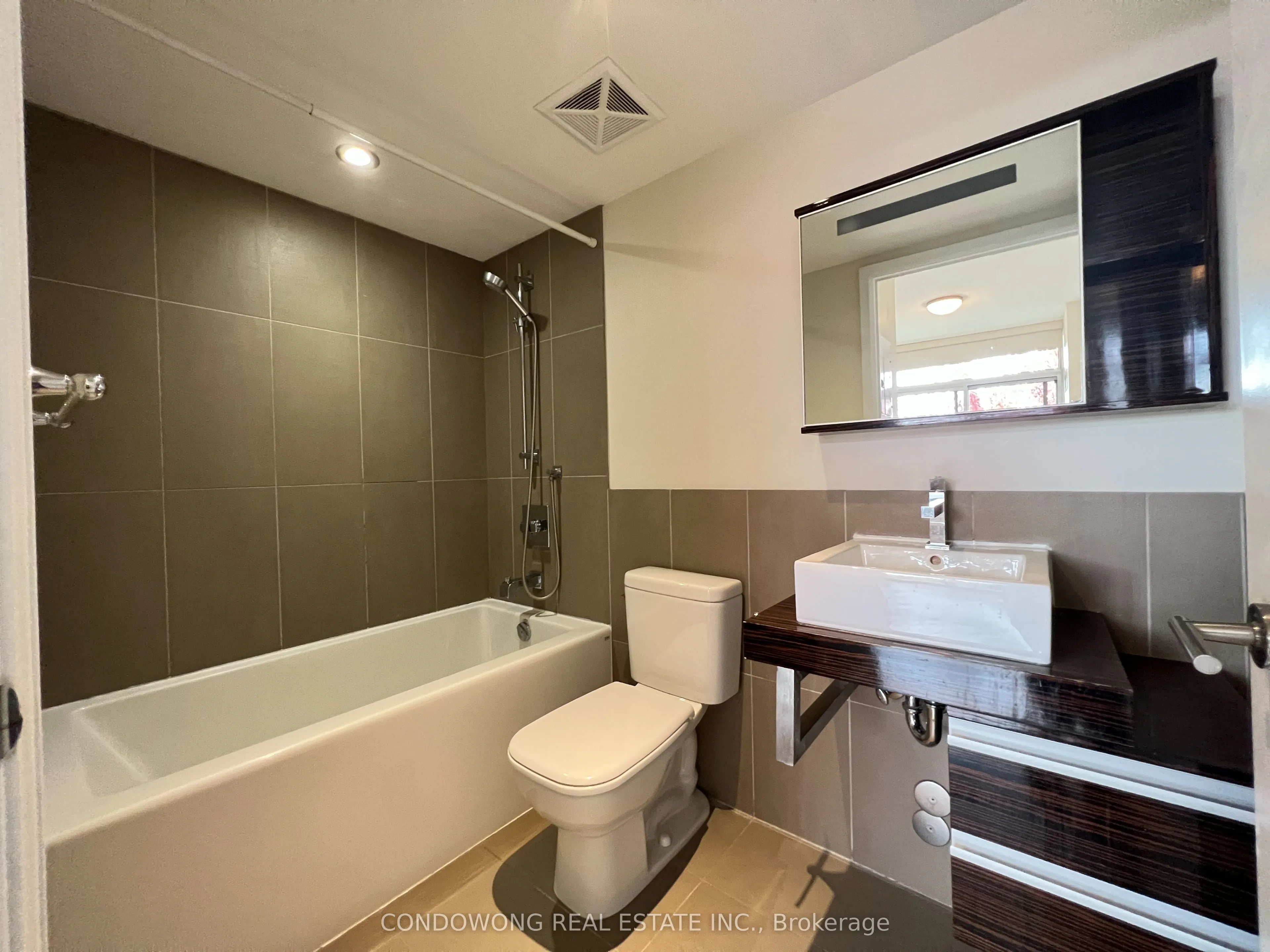 676 Sheppard Avenue E, #202