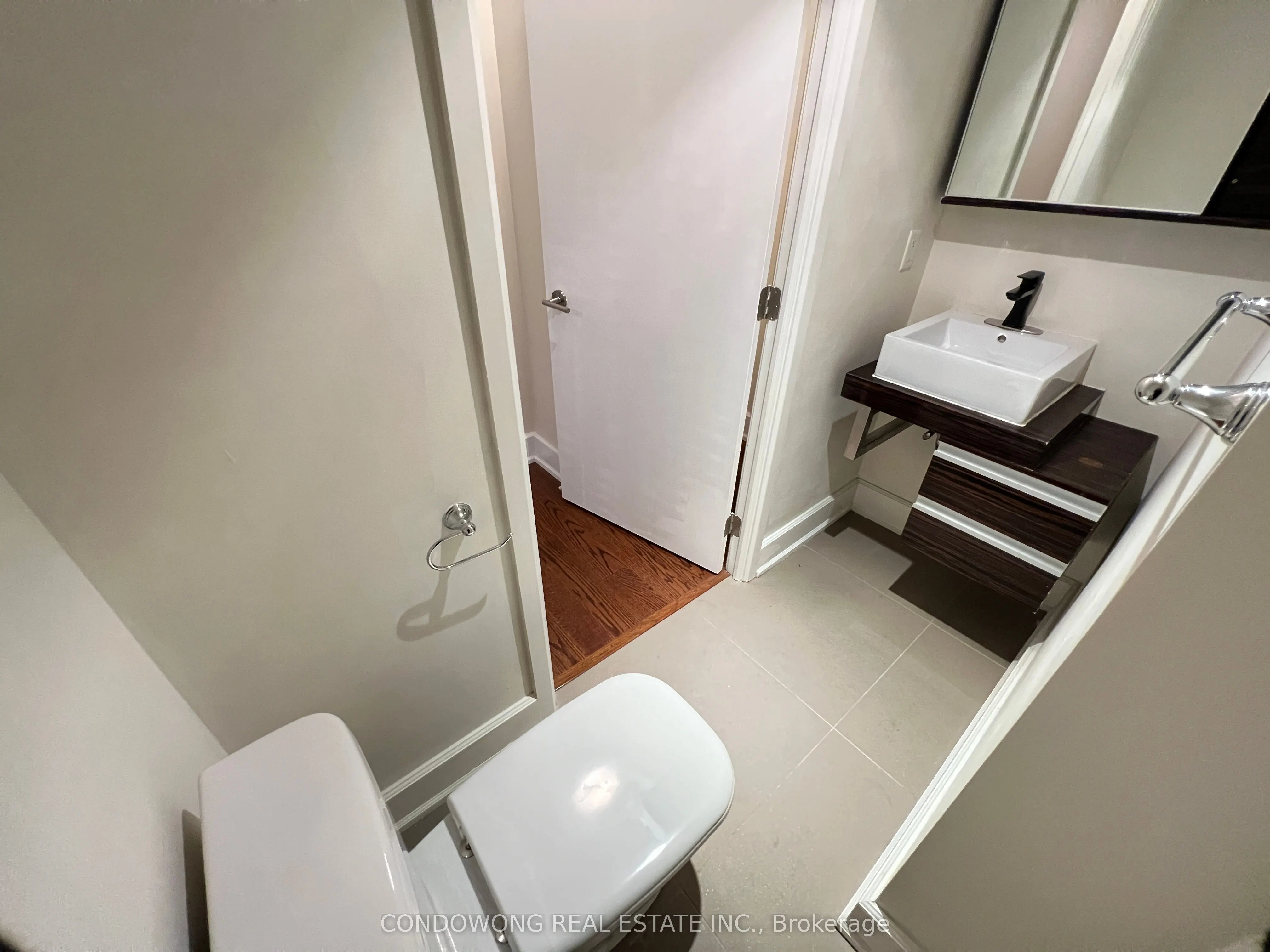 676 Sheppard Avenue E, #202