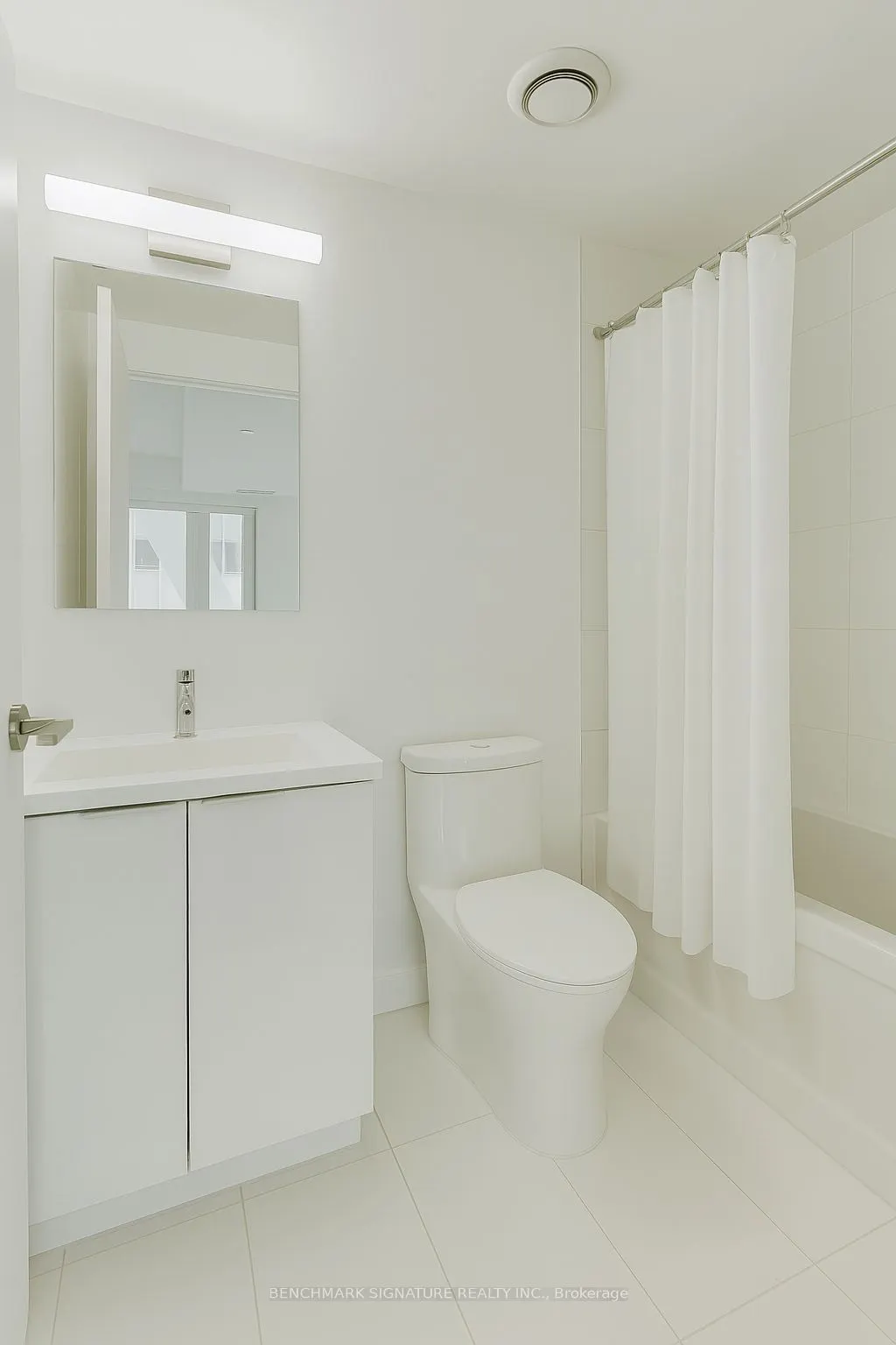 230 Simcoe Street, #1729