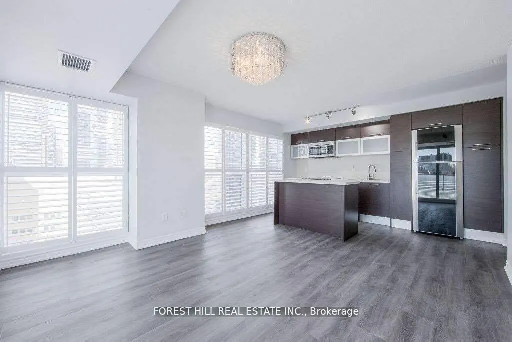 386 Yonge Street, #1615