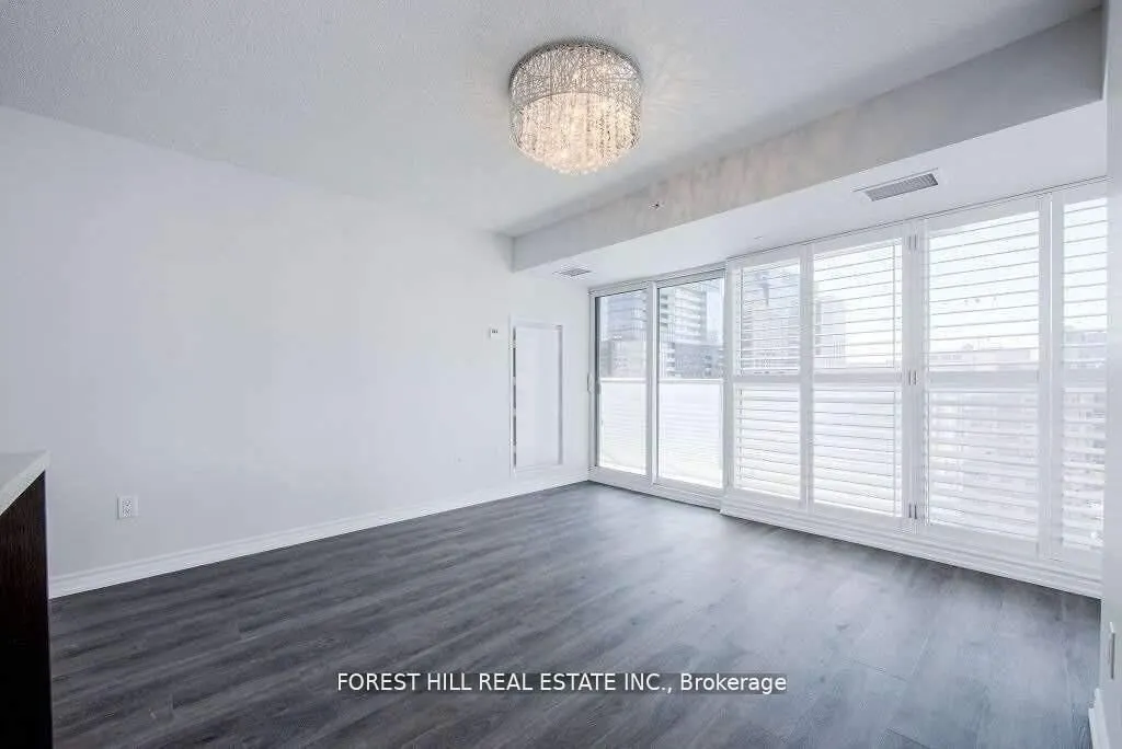 386 Yonge Street, #1615