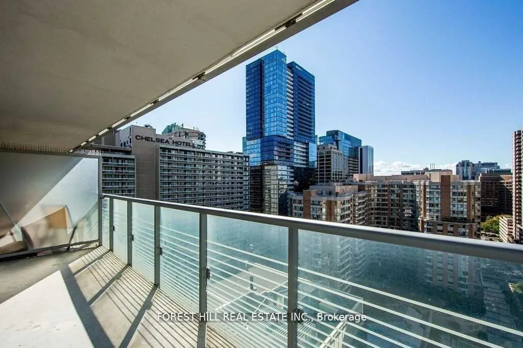 386 Yonge Street, #1615