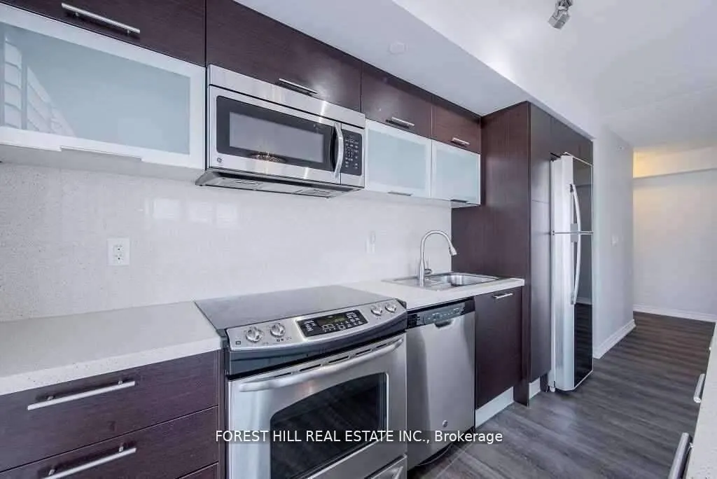 386 Yonge Street, #1615