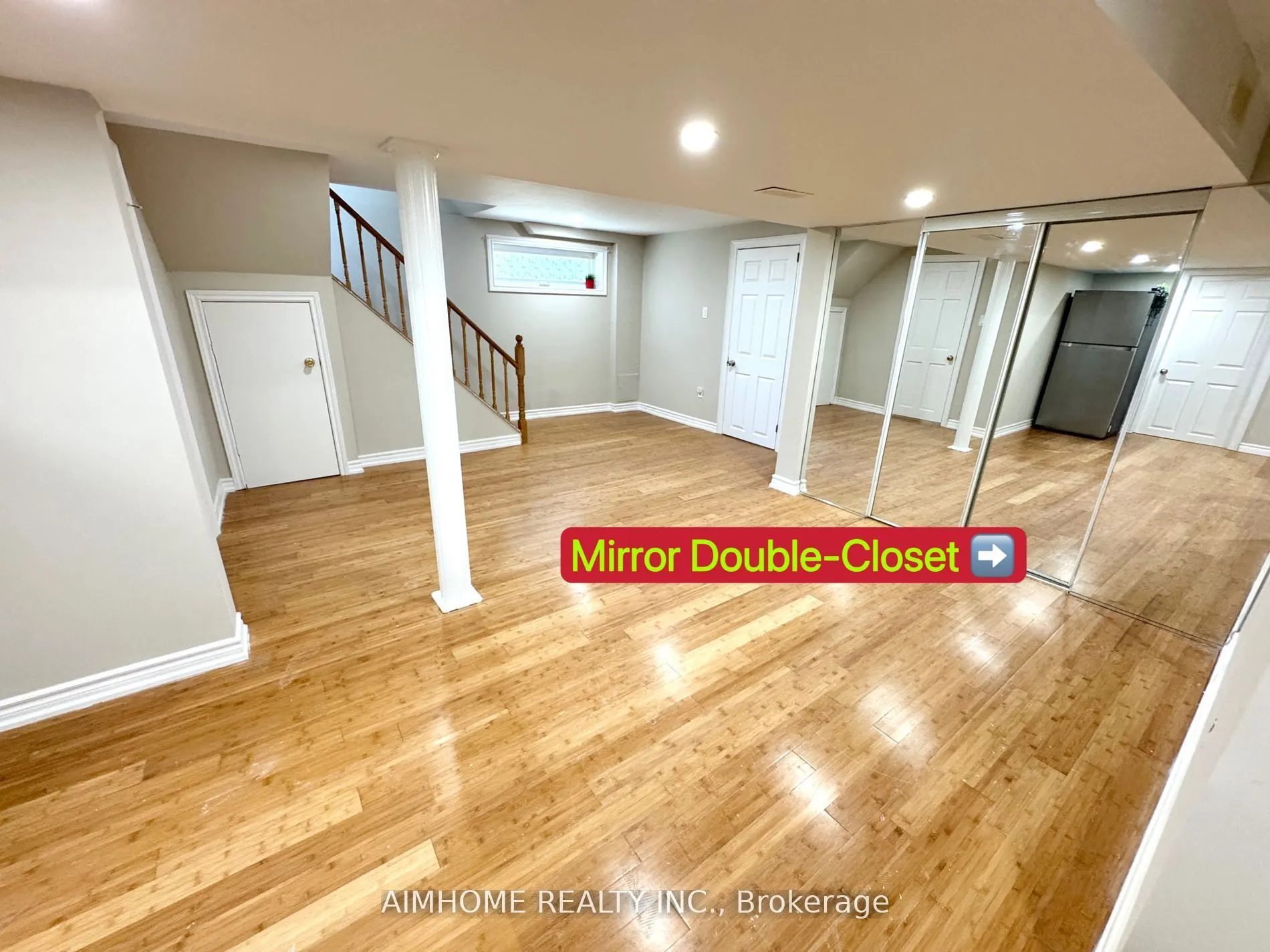 5 Cloebury Court, #(Lower)