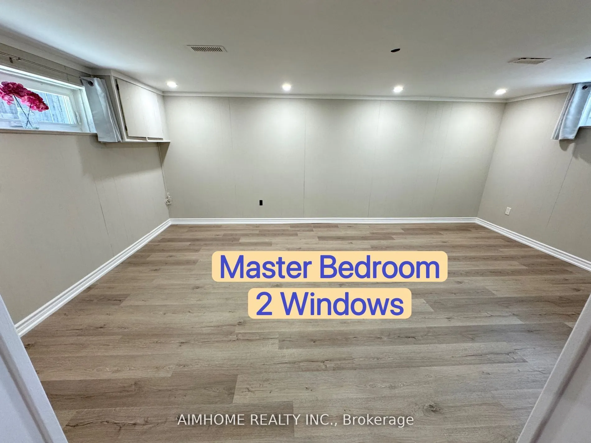 5 Cloebury Court, #(Lower)