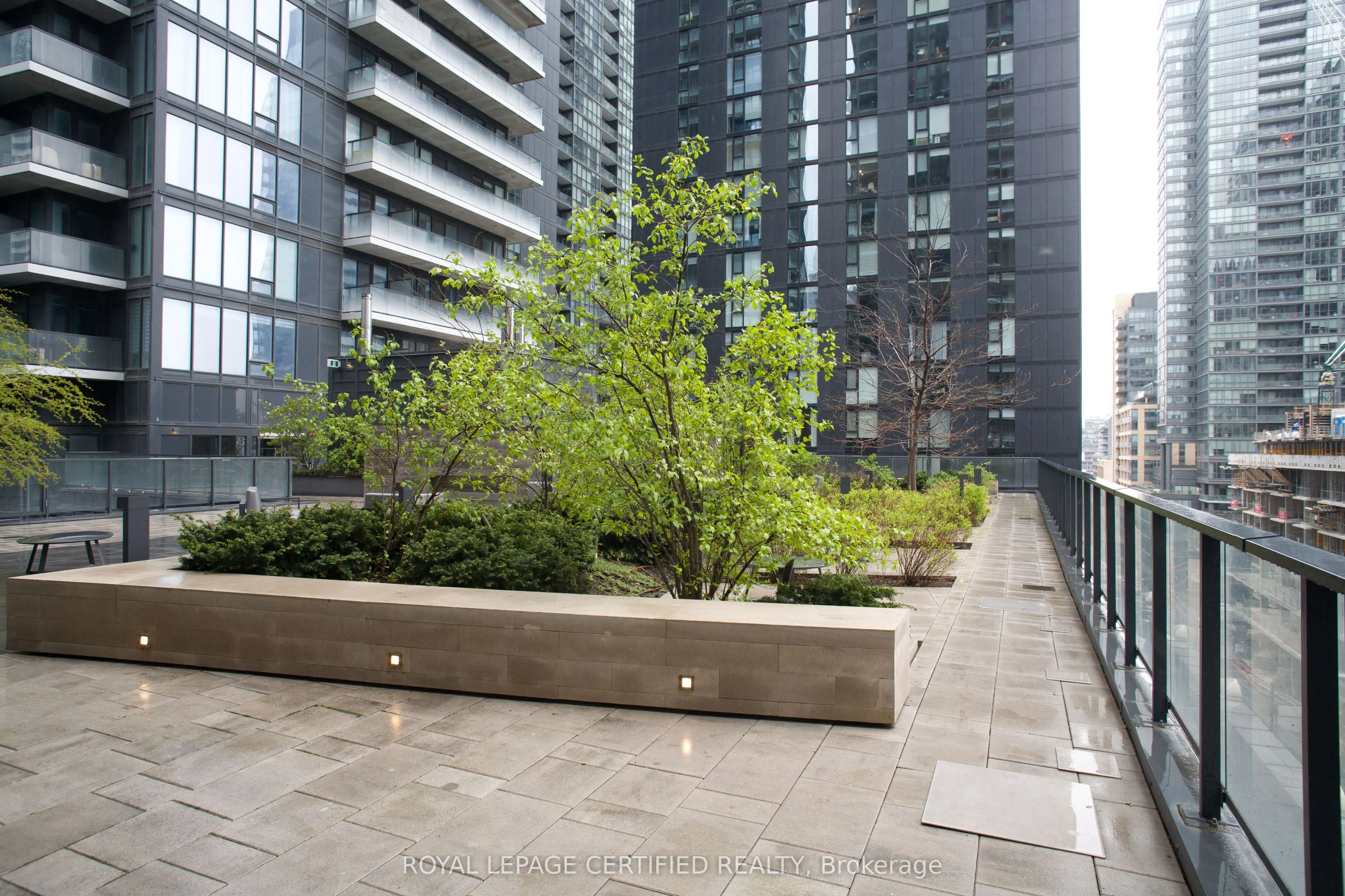 125 Blue Jays Way, #1905