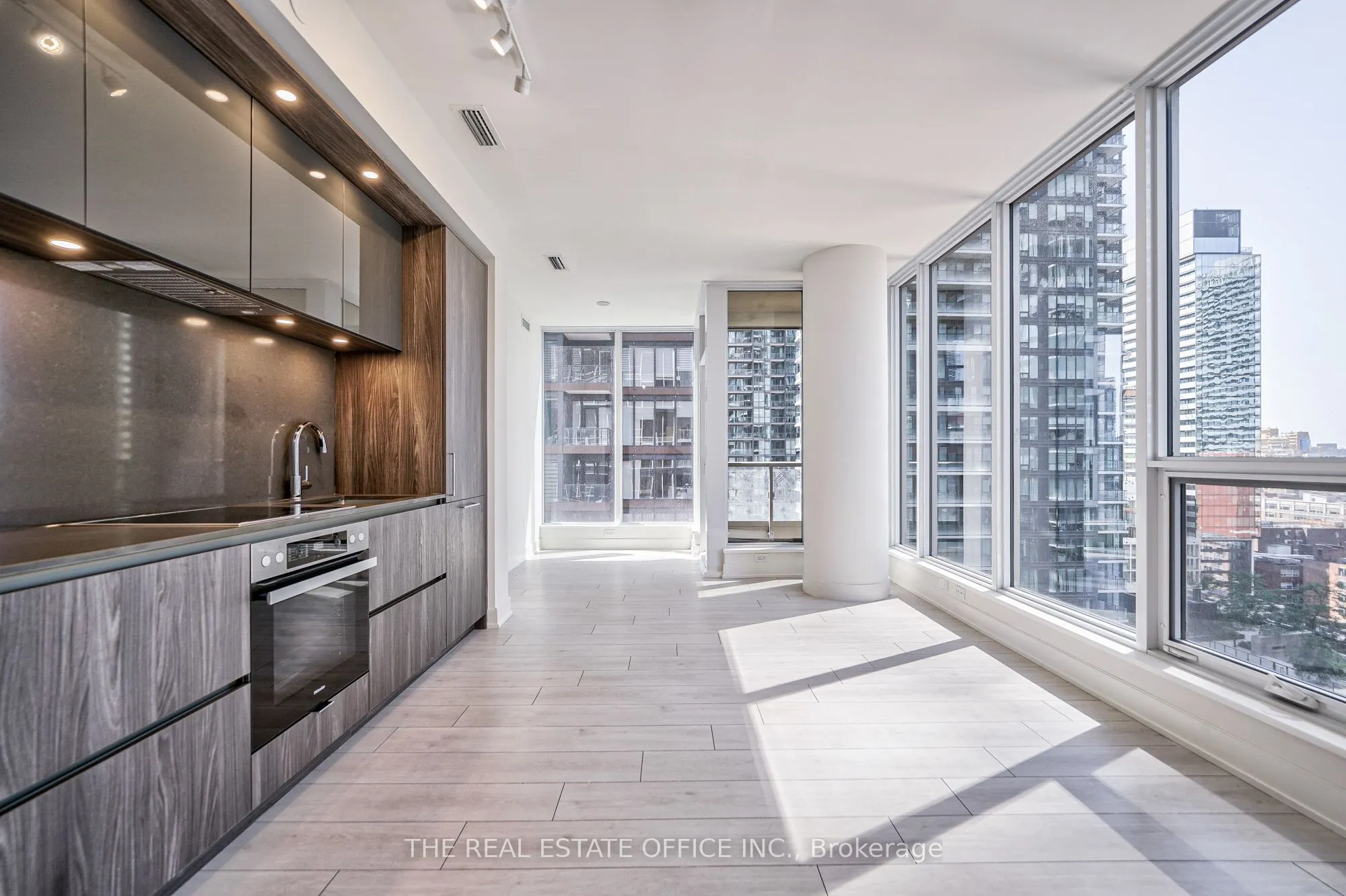 35 Mercer Street, #1212
